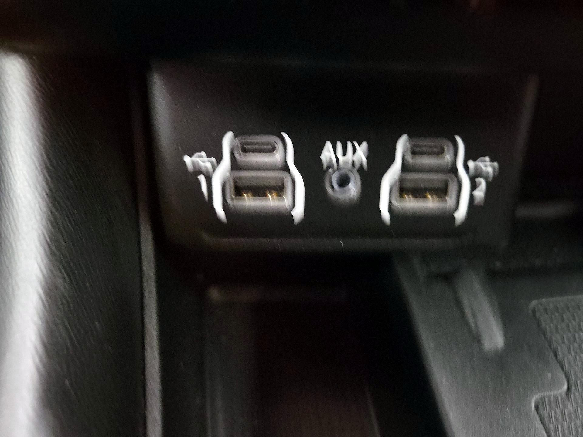 Thumbnail: 2022 Dodge Durango - 19