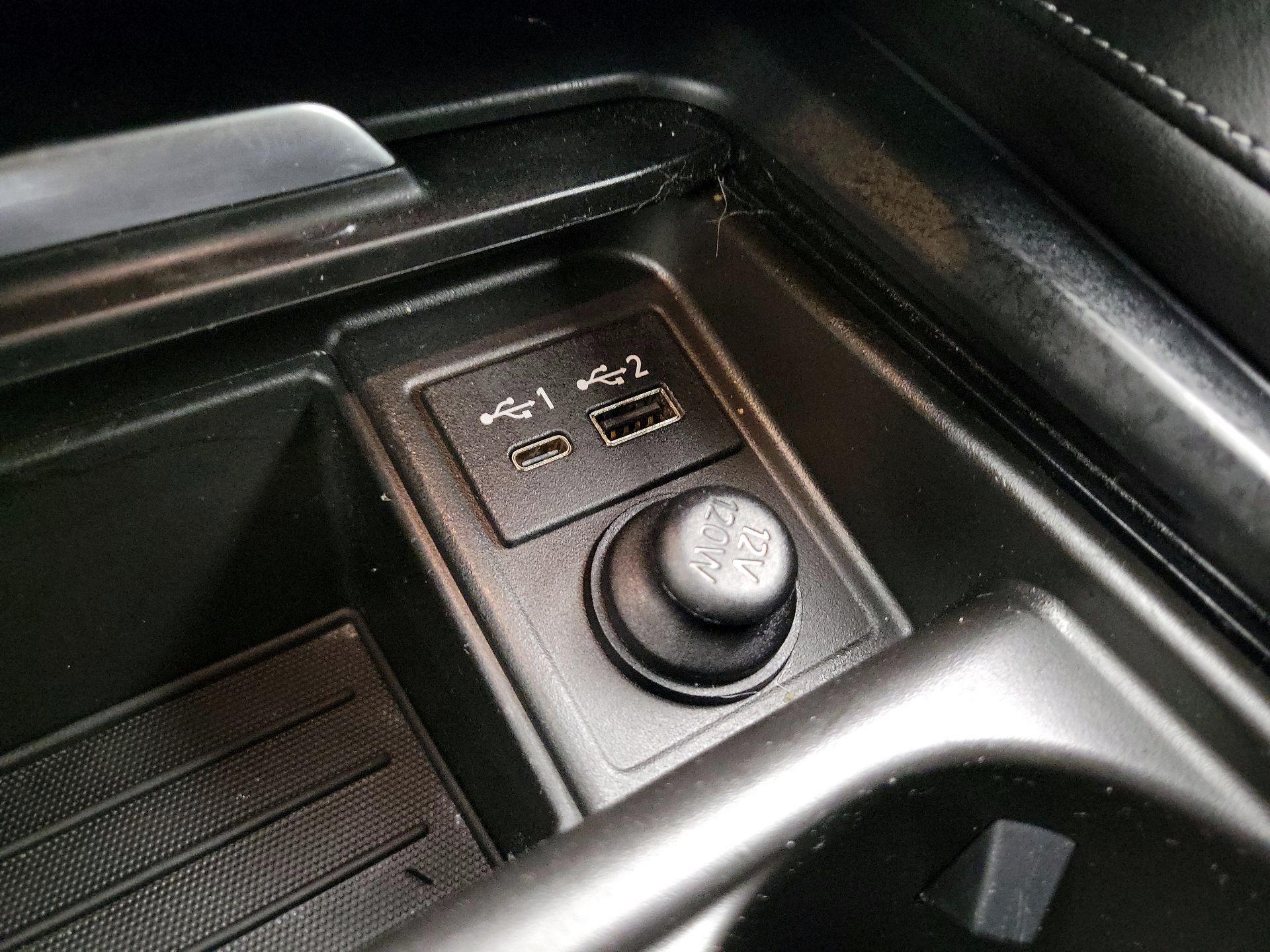 Thumbnail: 2023 INFINITI QX55 - 18