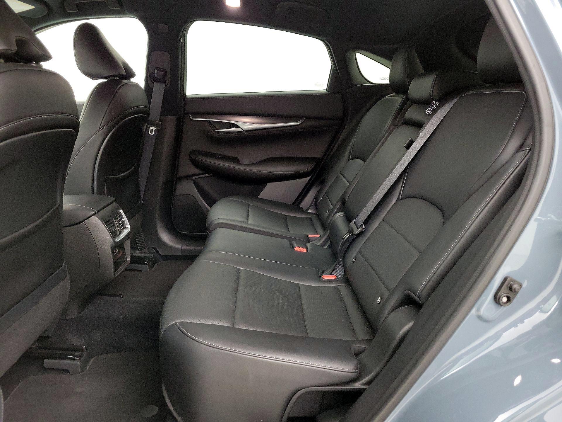 Thumbnail: 2023 INFINITI QX55 - 20