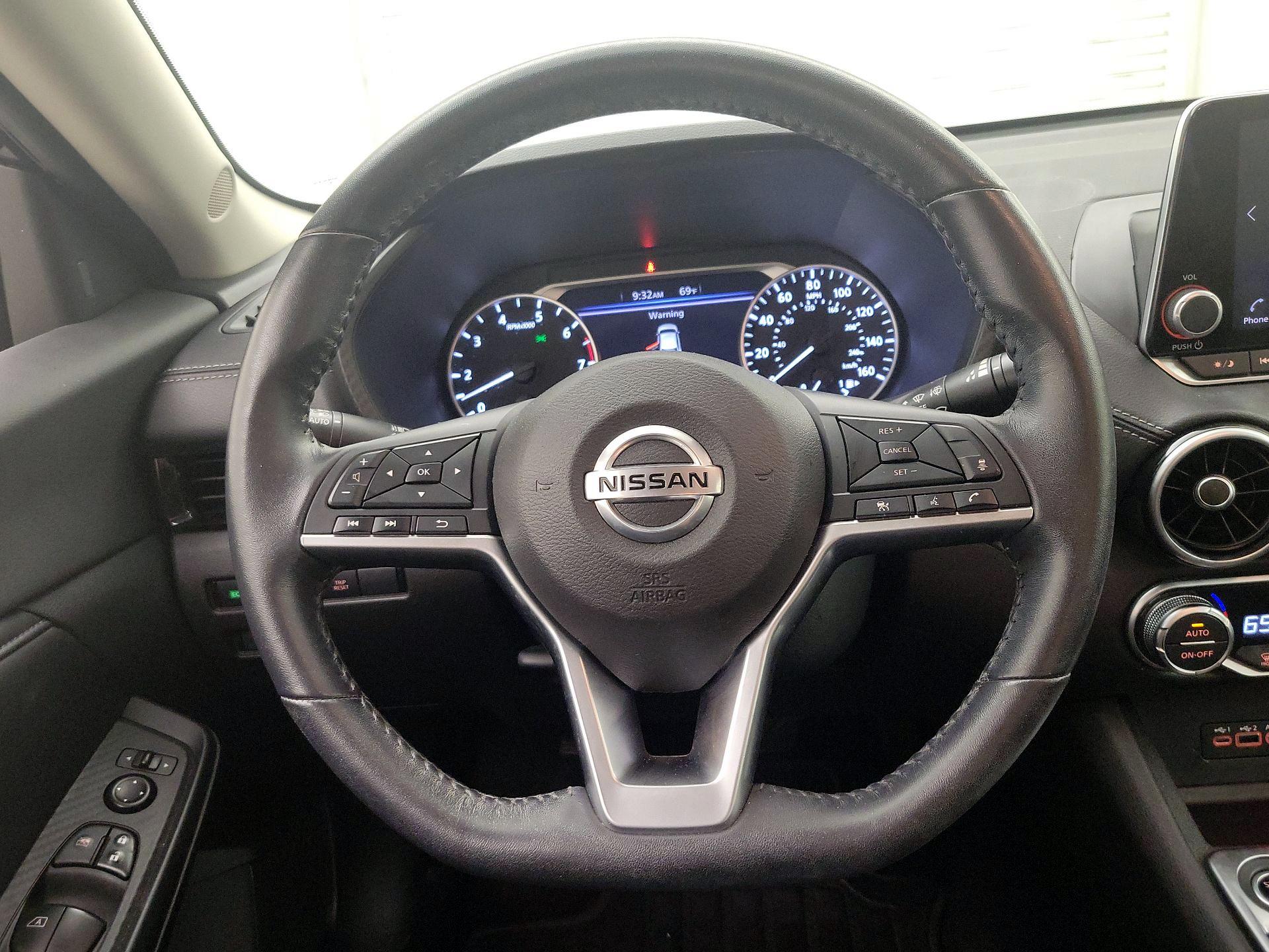 Thumbnail: 2021 Nissan Sentra - 10