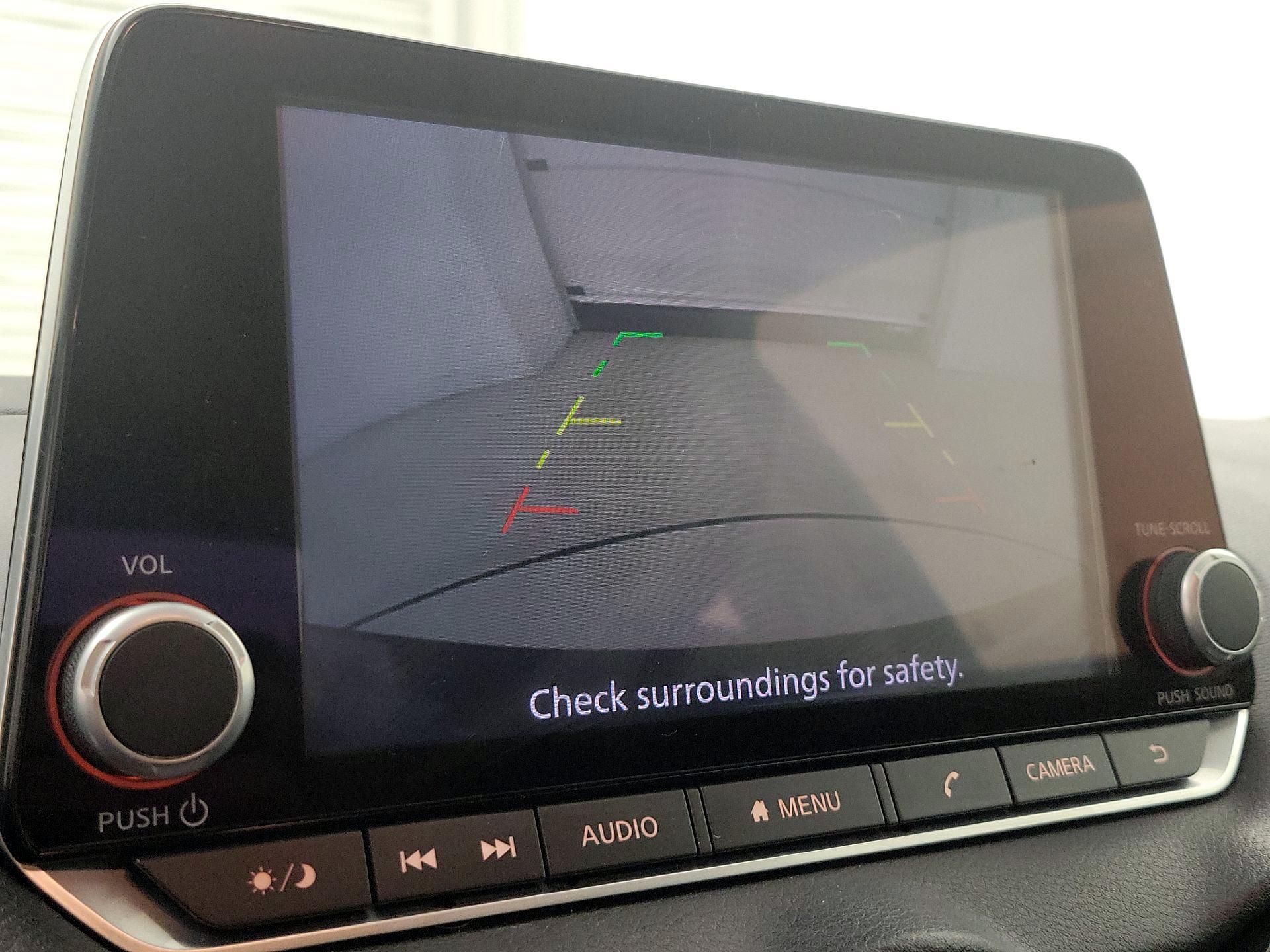 Thumbnail: 2021 Nissan Sentra - 14