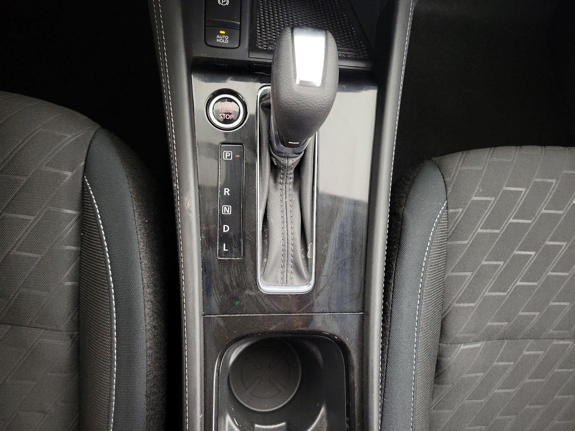 Thumbnail: 2024 Nissan Kicks - 16