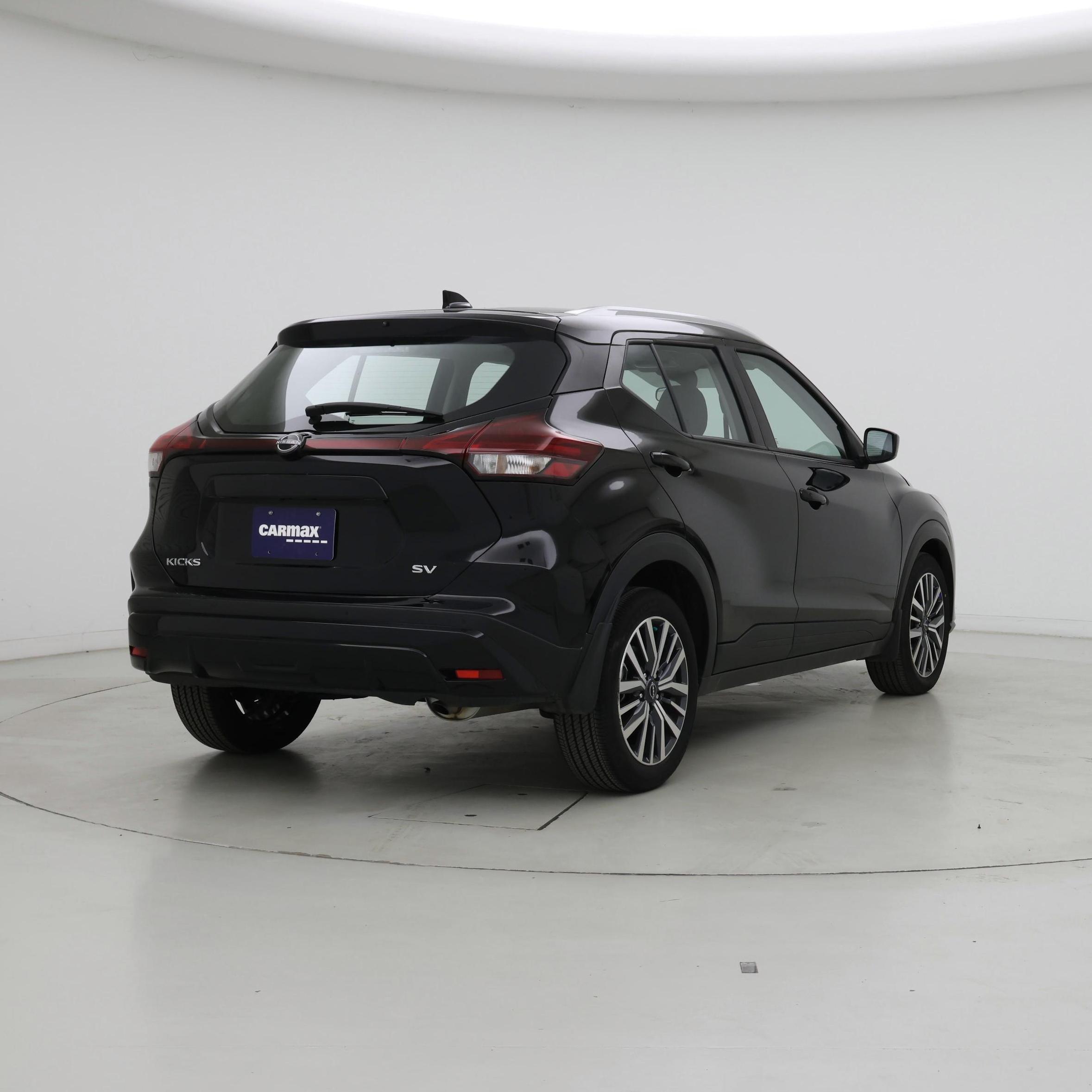 Thumbnail: 2024 Nissan Kicks - 8