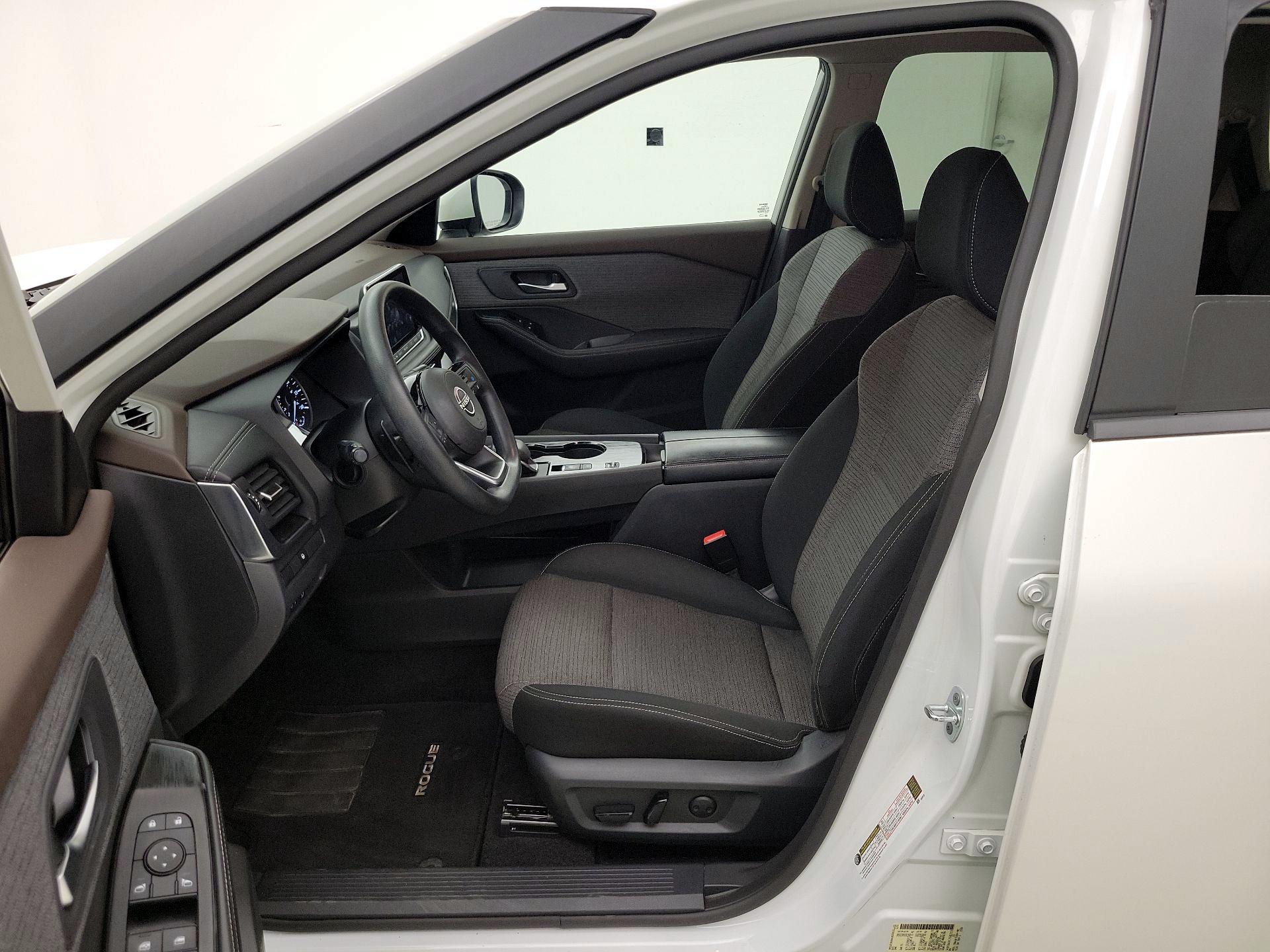 Thumbnail: 2023 Nissan Rogue - 11