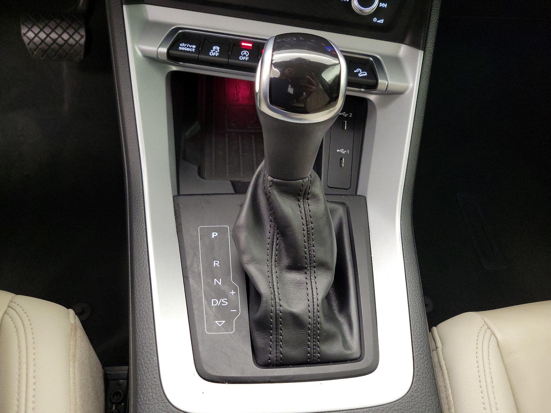 Thumbnail: 2023 Audi Q3 - 17