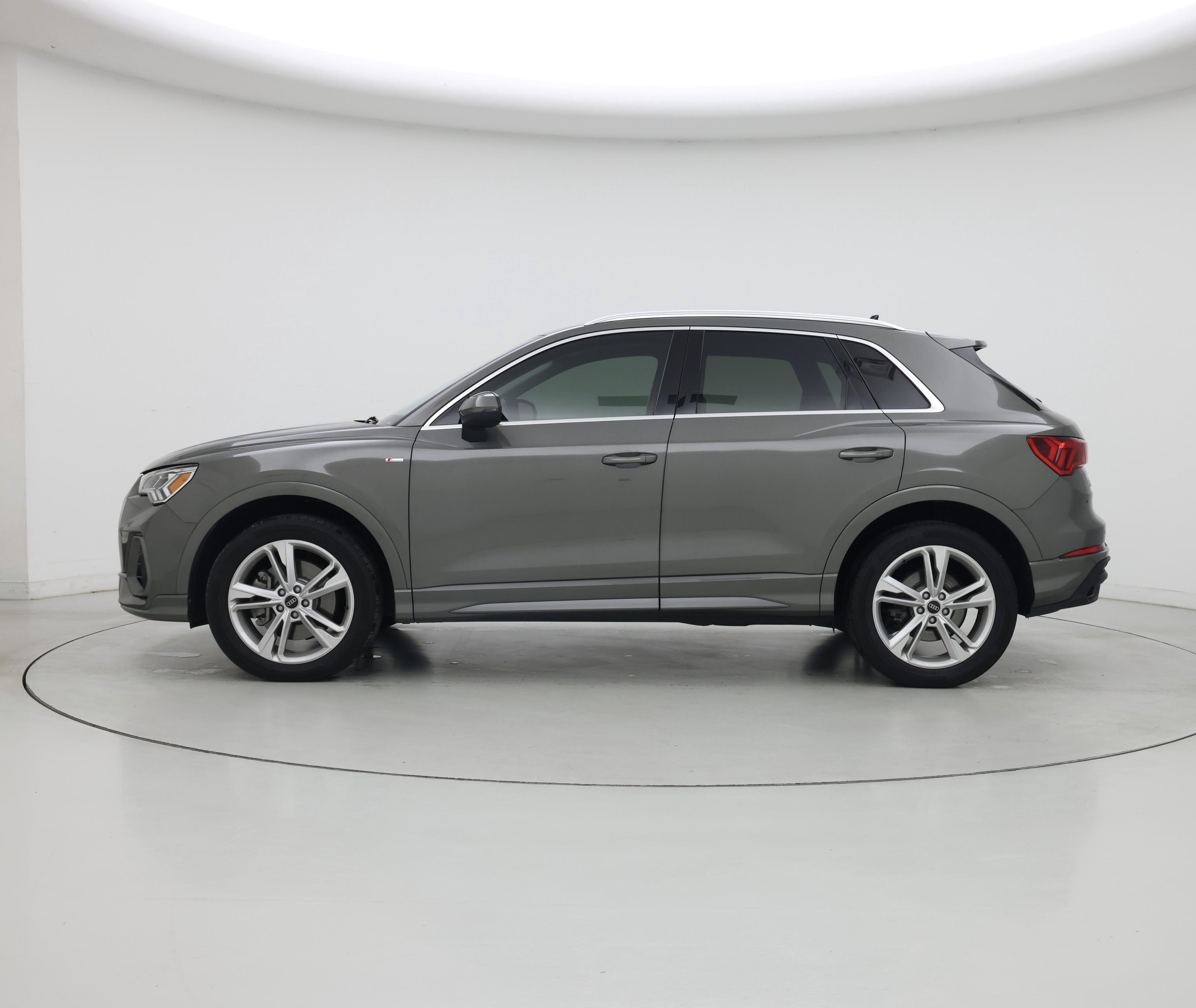 Thumbnail: 2023 Audi Q3 - 3