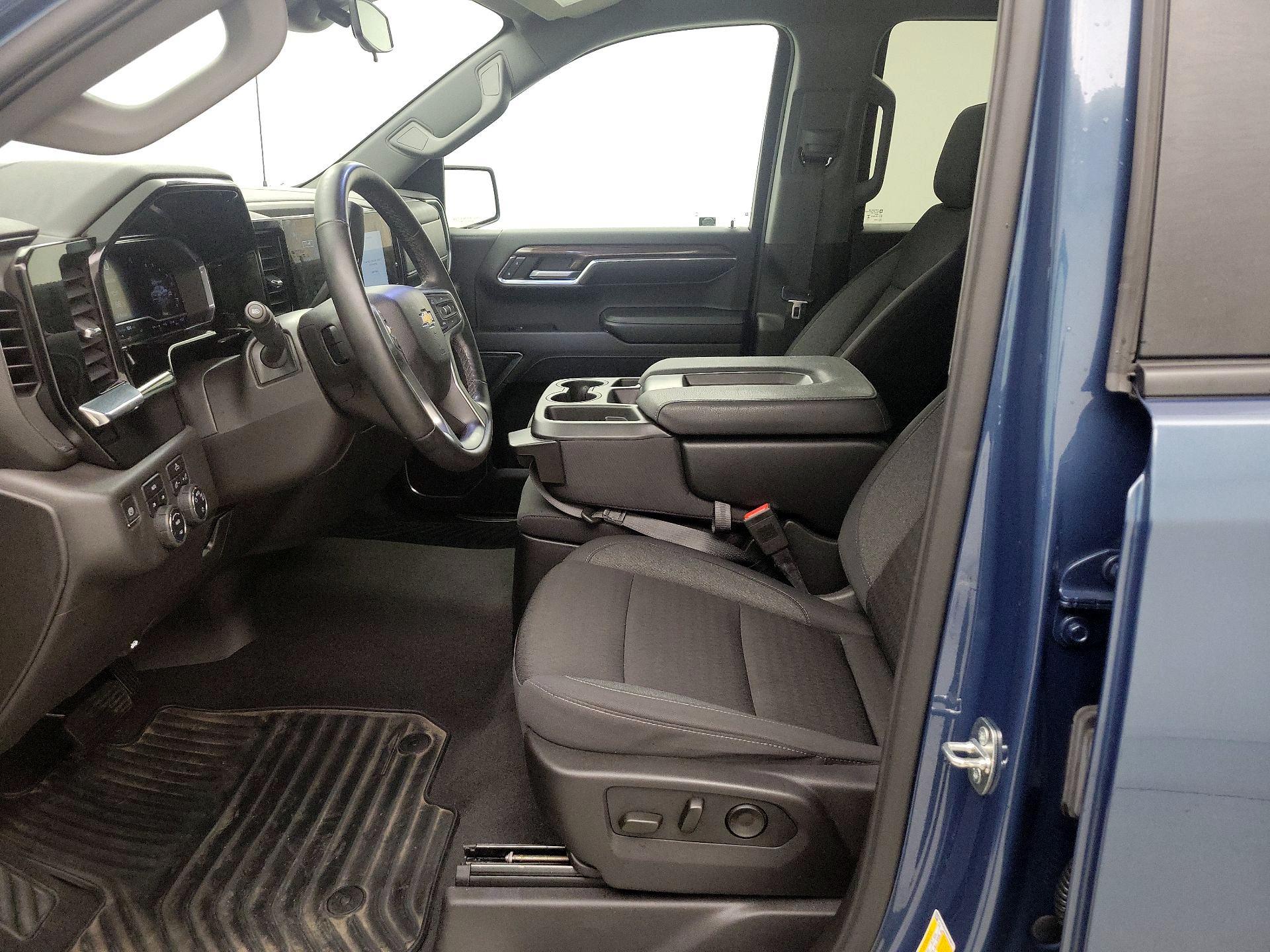 Thumbnail: 2024 Chevrolet Silverado 1500 - 11