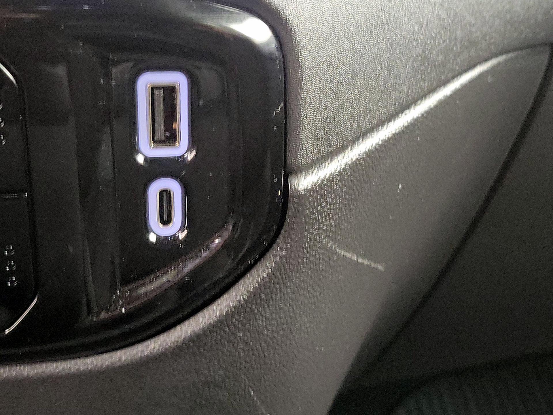 Thumbnail: 2024 Chevrolet Silverado 1500 - 18