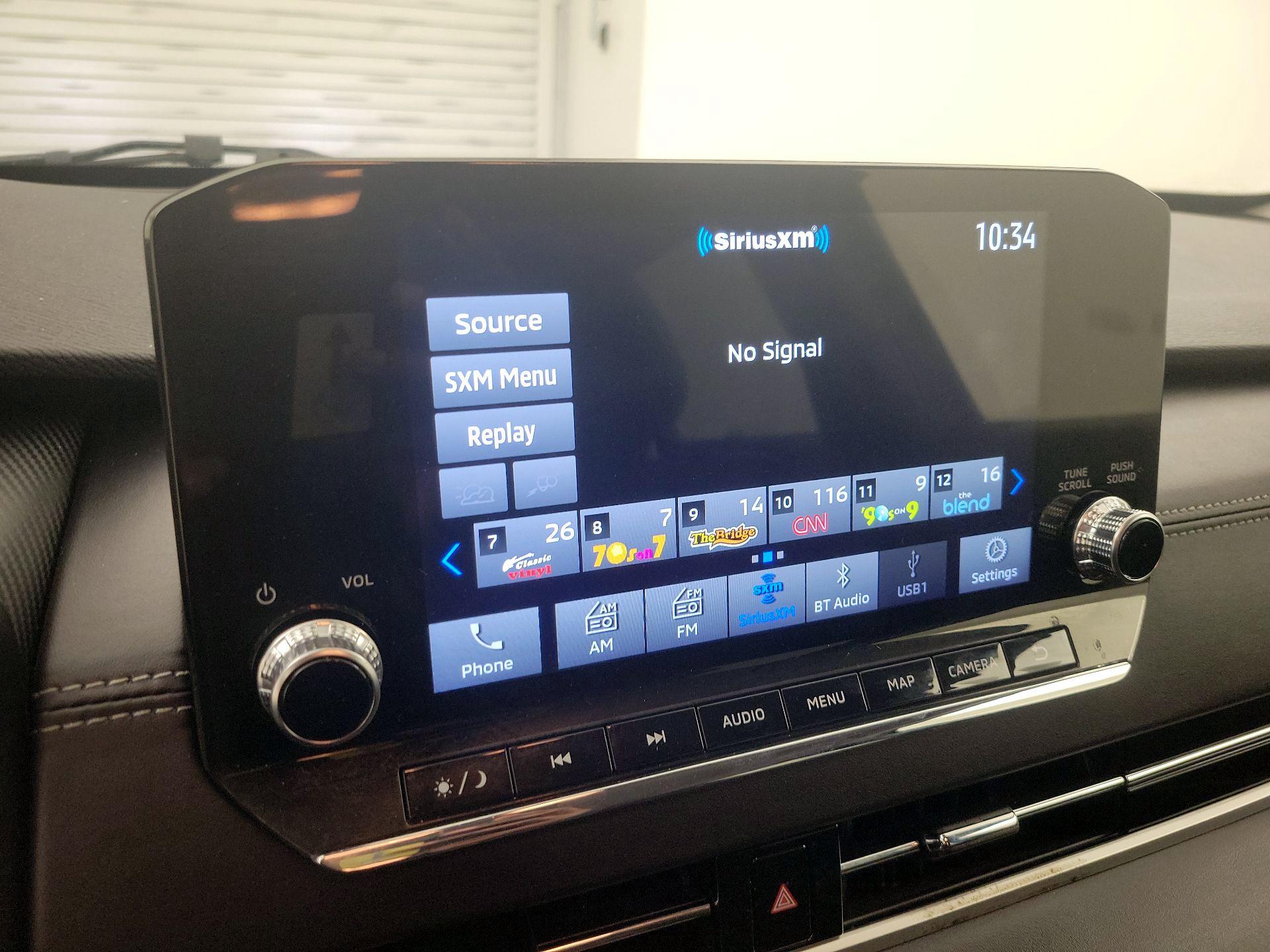 Thumbnail: 2024 Mitsubishi Outlander - 16