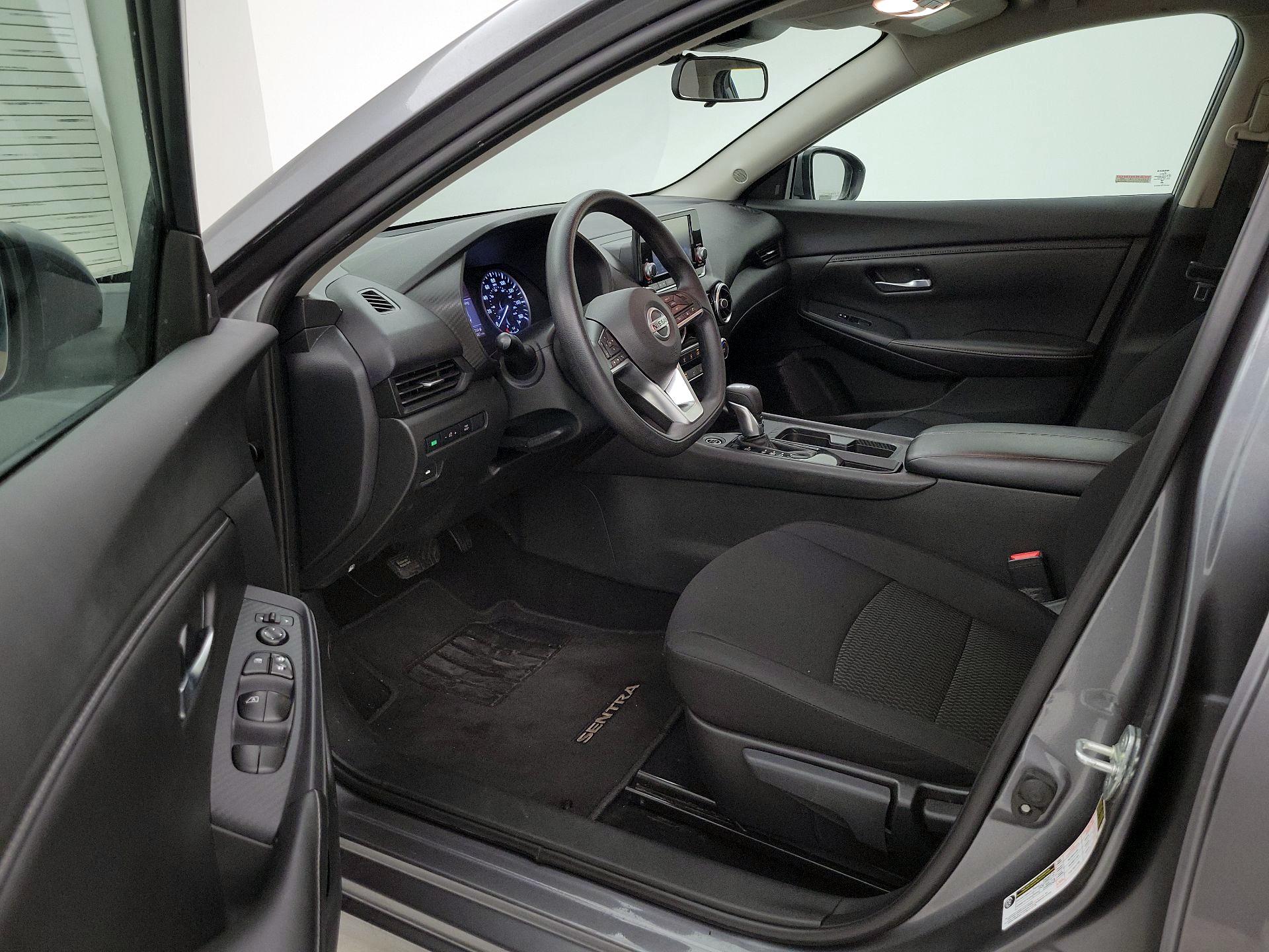 Thumbnail: 2023 Nissan Sentra - 11