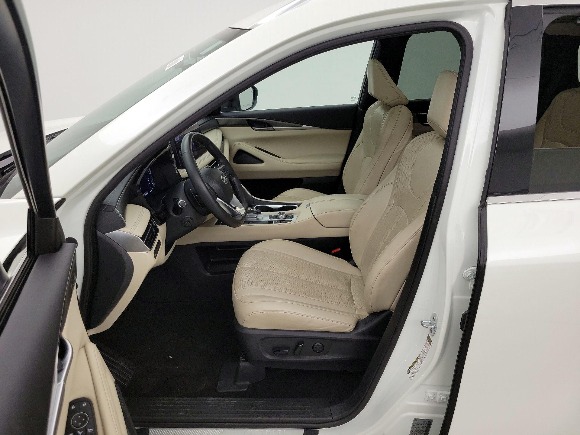 Thumbnail: 2023 INFINITI QX60 - 11