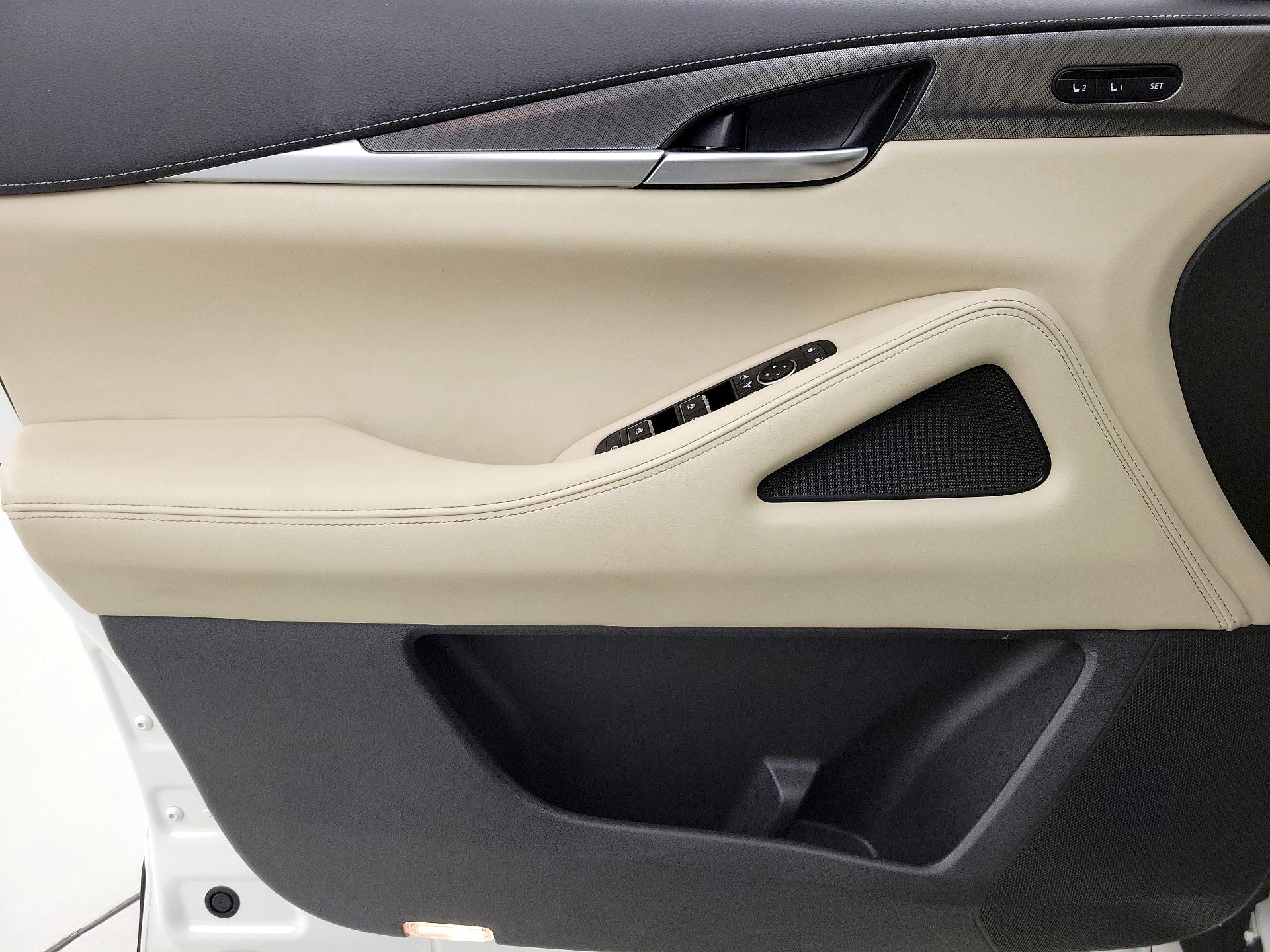 Thumbnail: 2023 INFINITI QX60 - 12