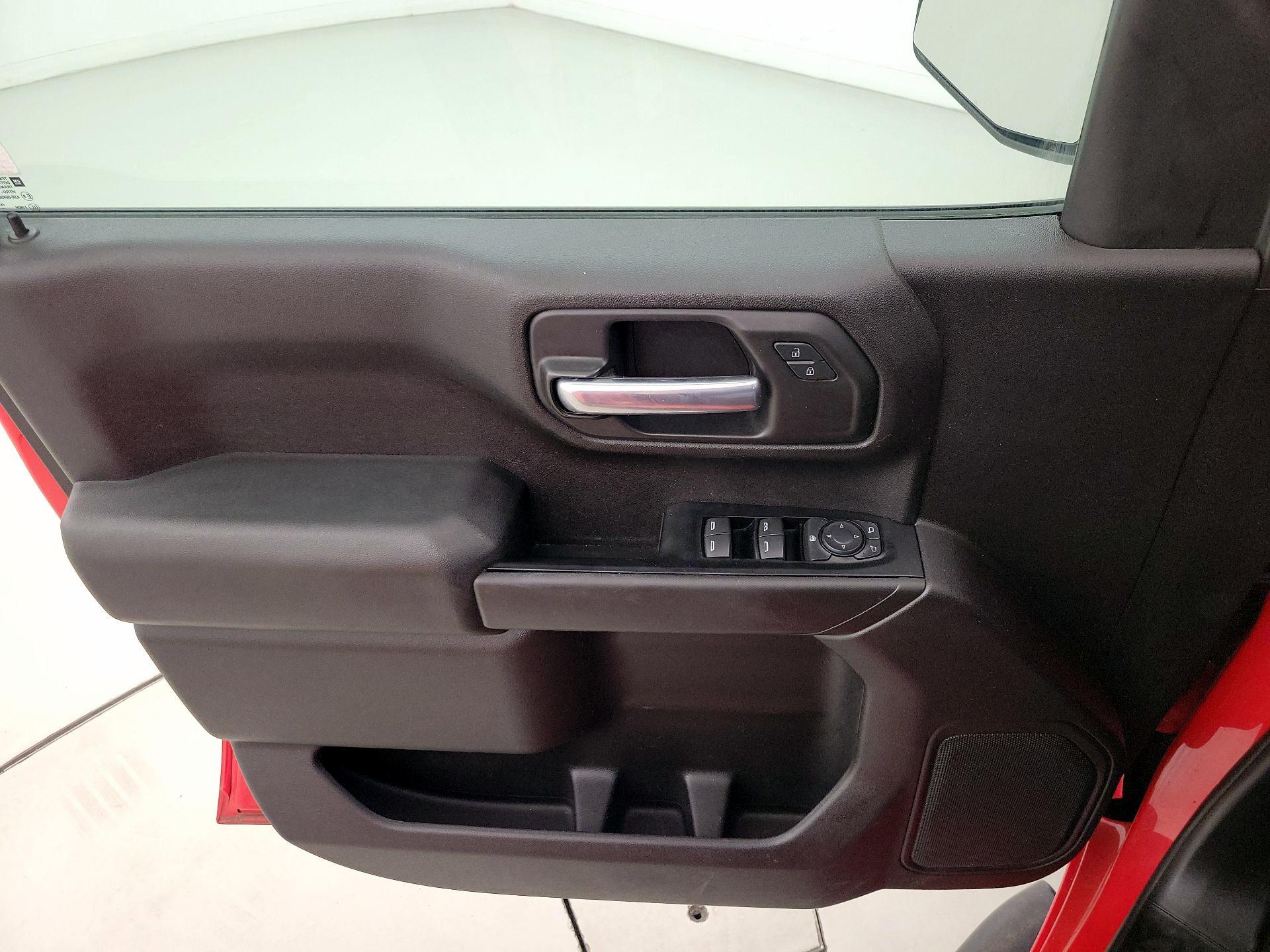 Thumbnail: 2020 Chevrolet Silverado 1500 - 12