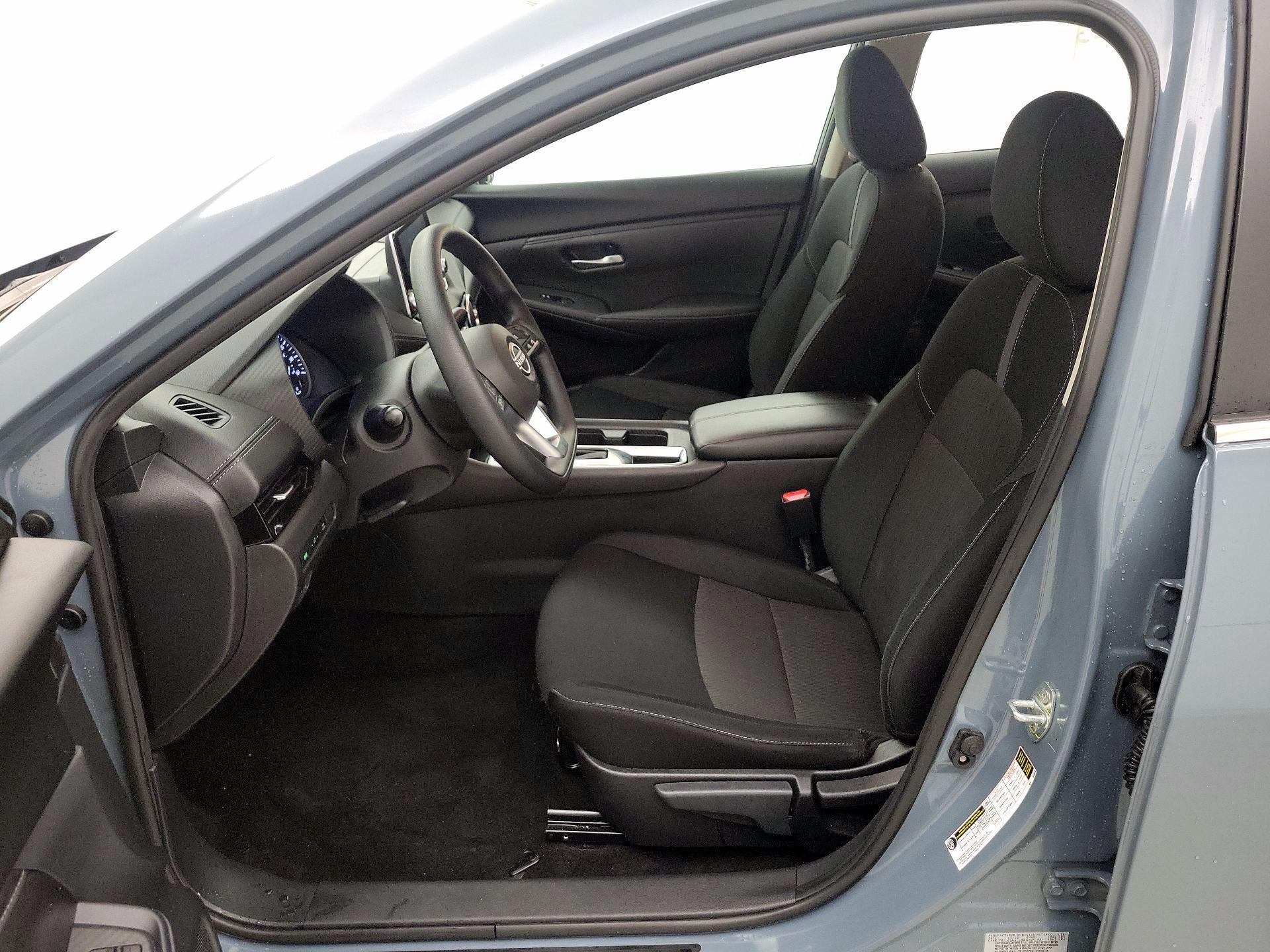 Thumbnail: 2025 Nissan Sentra - 11