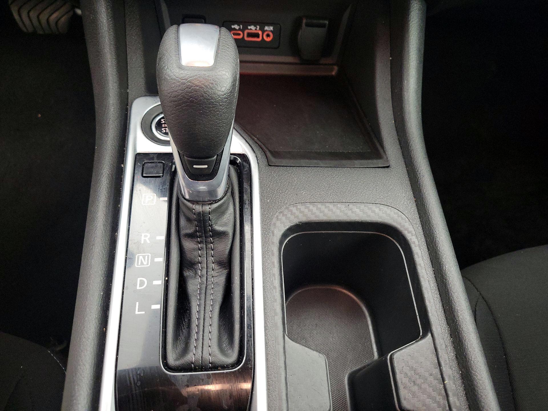 Thumbnail: 2025 Nissan Sentra - 17