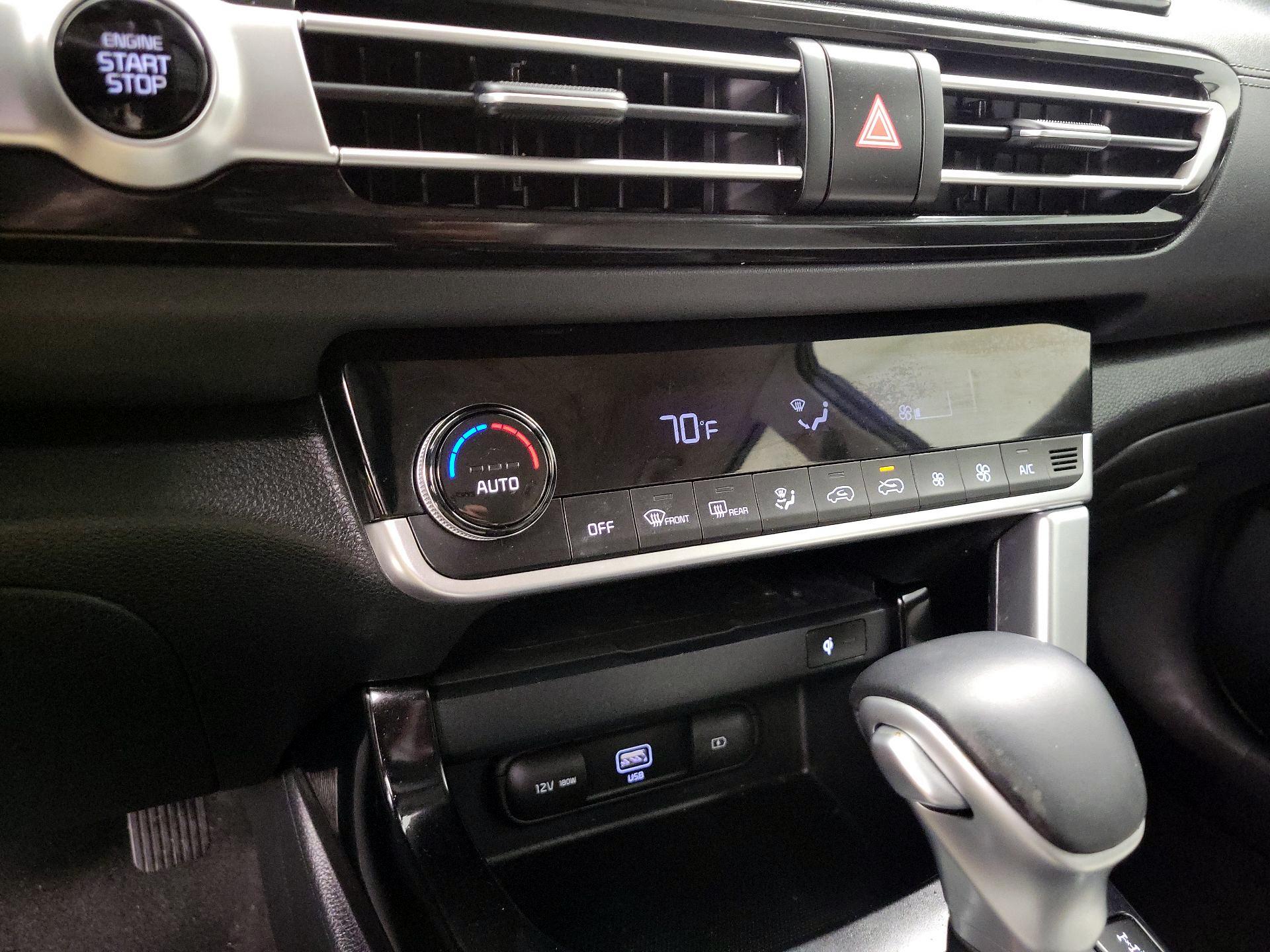 Thumbnail: 2021 Kia Seltos - 17