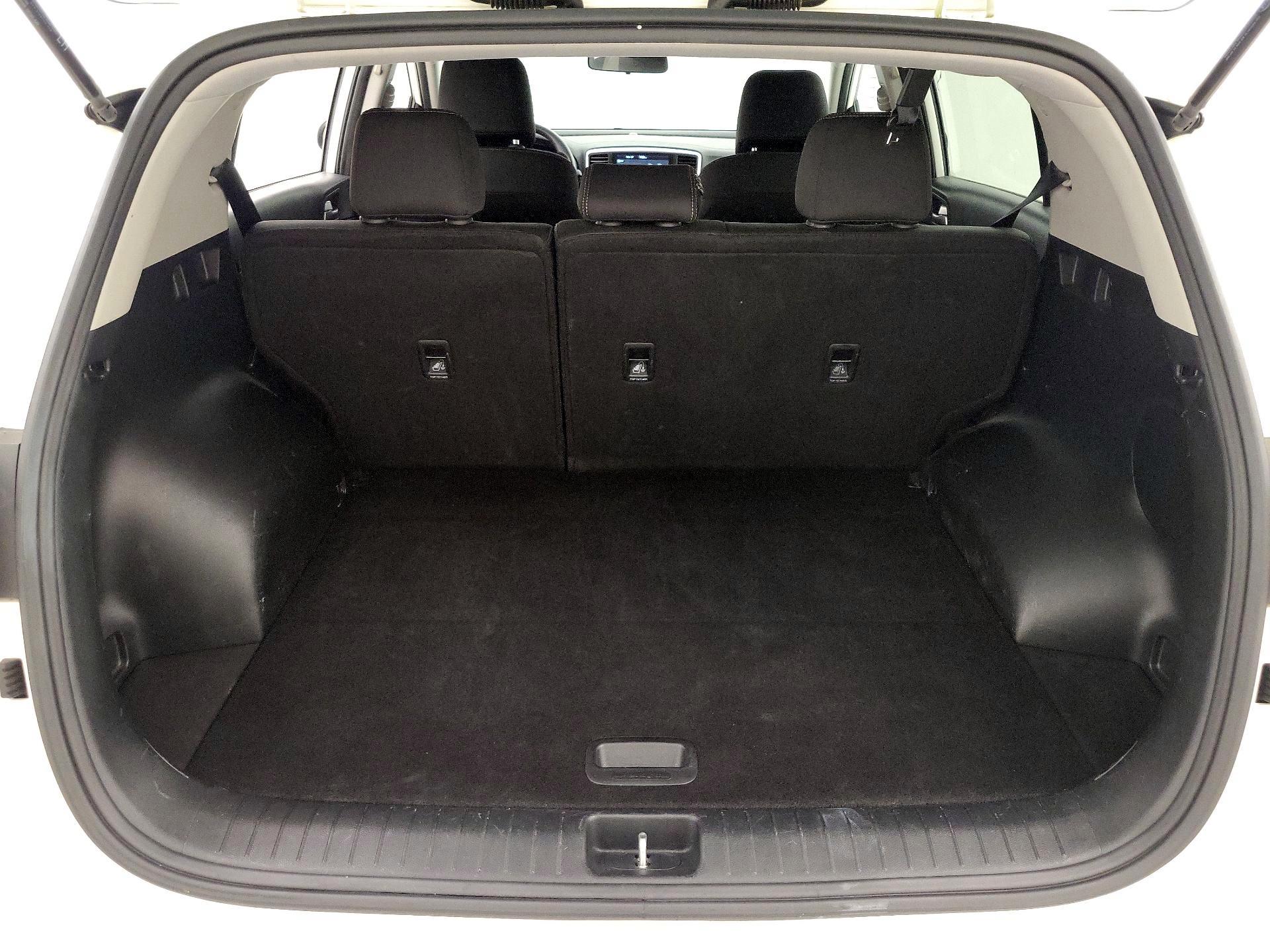 Thumbnail: 2022 Kia Sportage - 20