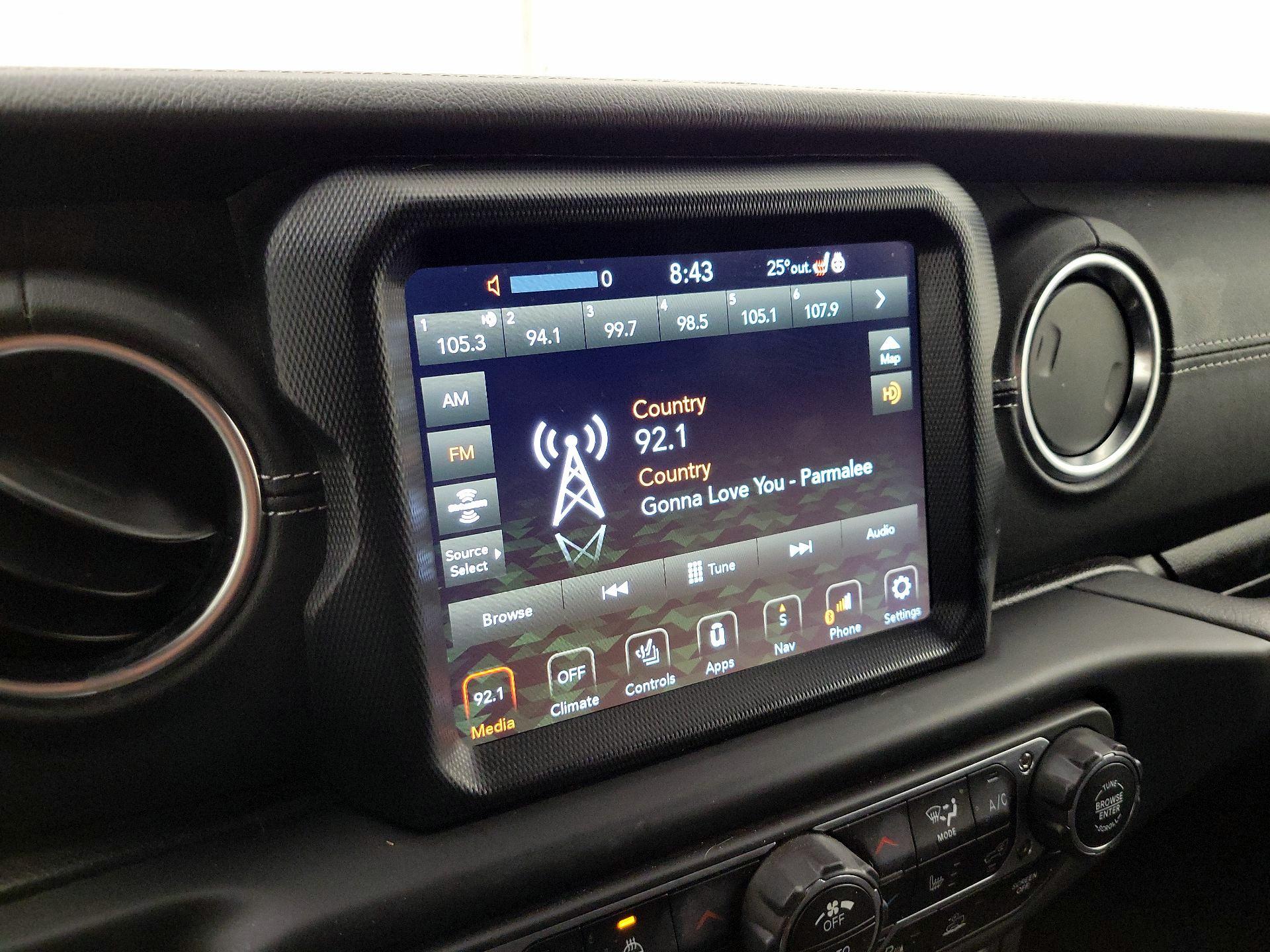 Thumbnail: 2022 Jeep Wrangler - 16