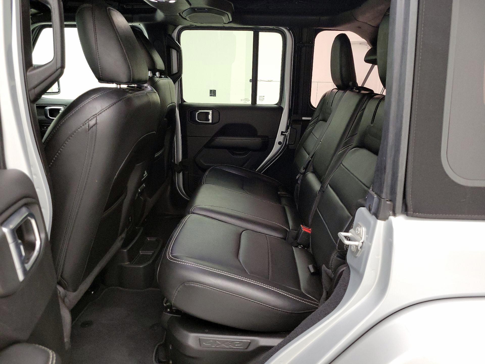 Thumbnail: 2022 Jeep Wrangler - 20