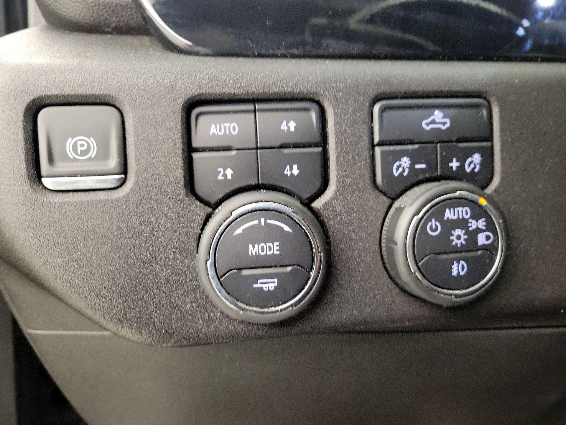 Thumbnail: 2023 Chevrolet Silverado 1500 - 13