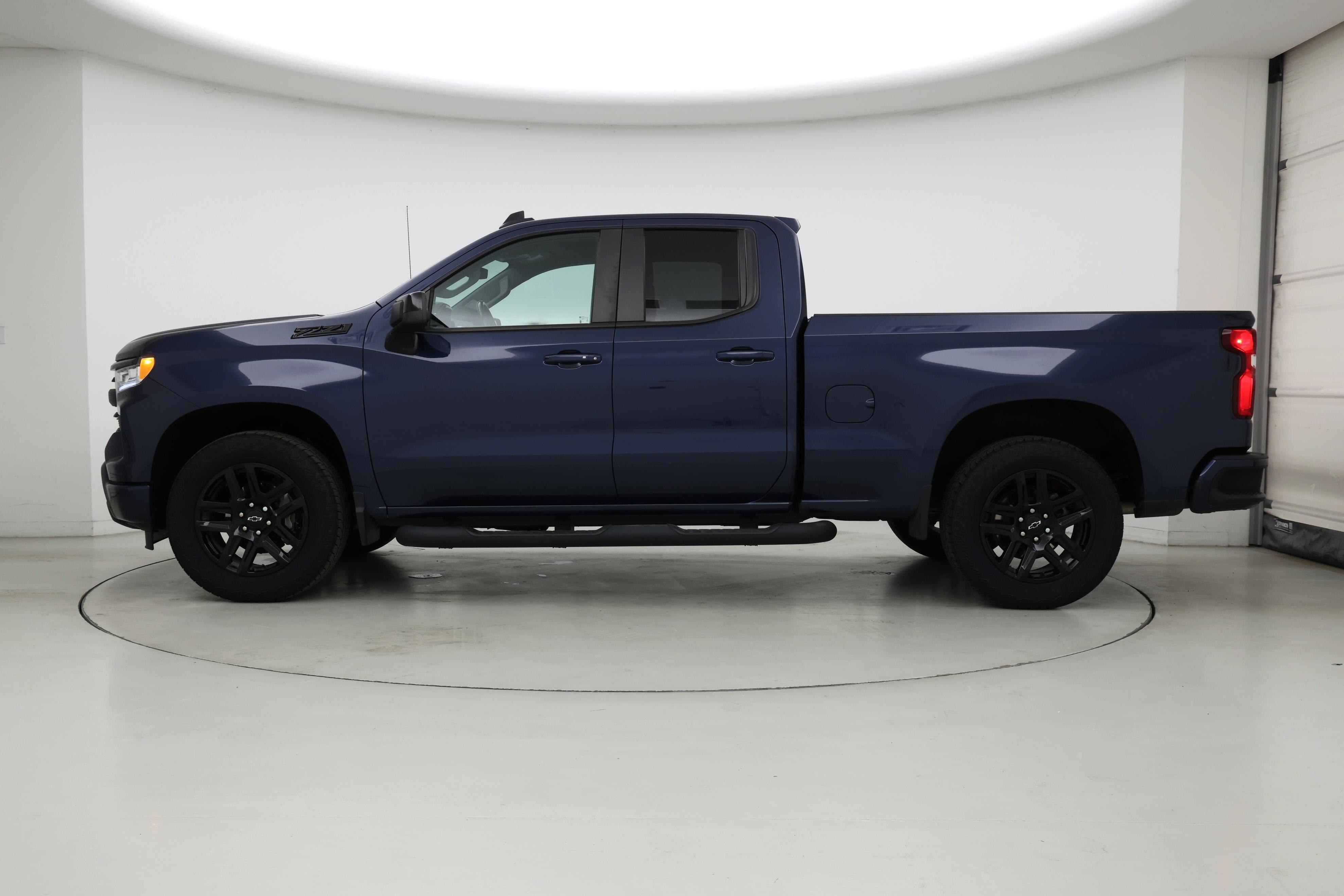 Thumbnail: 2023 Chevrolet Silverado 1500 - 3