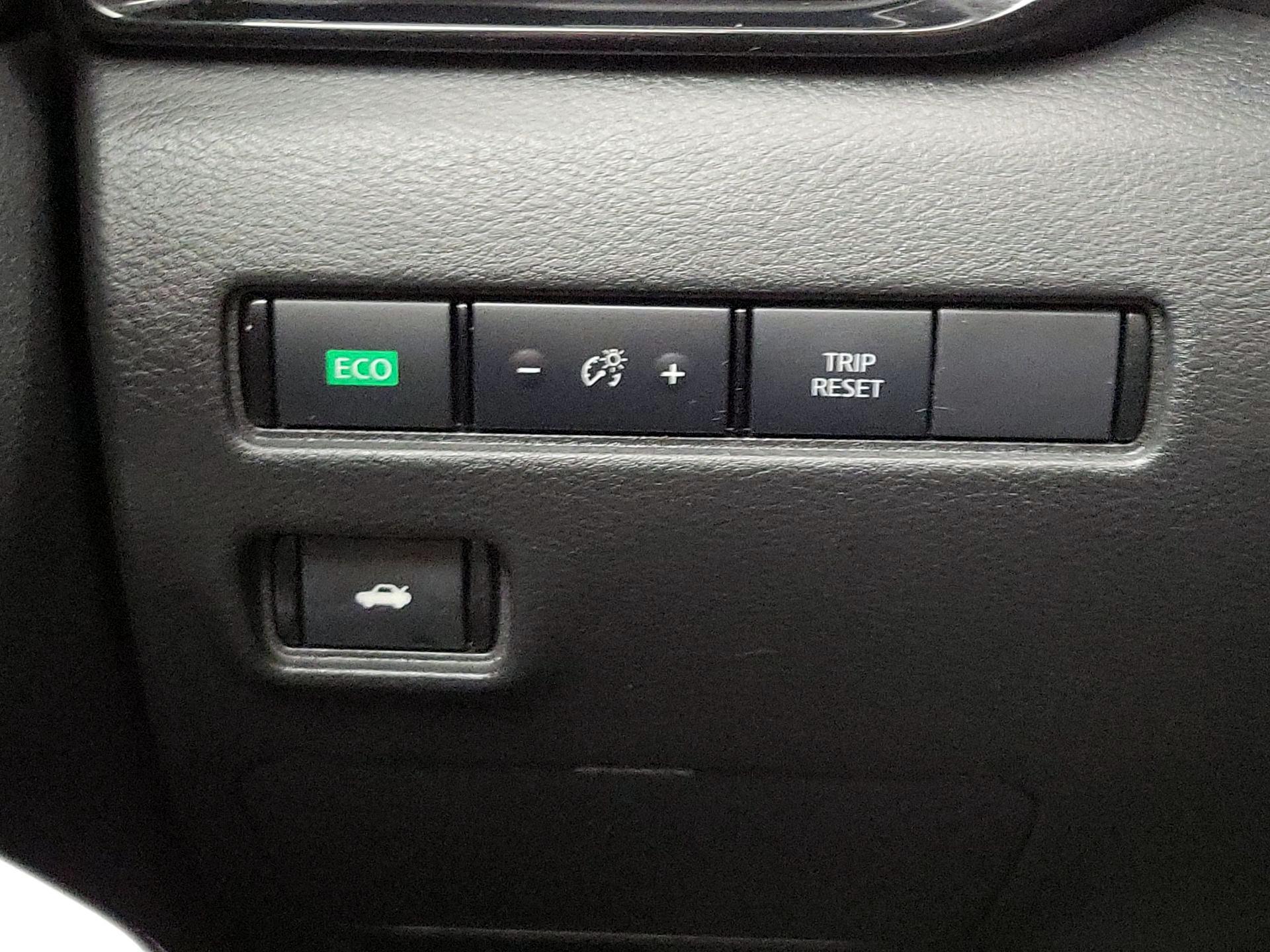 Thumbnail: 2023 Nissan Sentra - 13