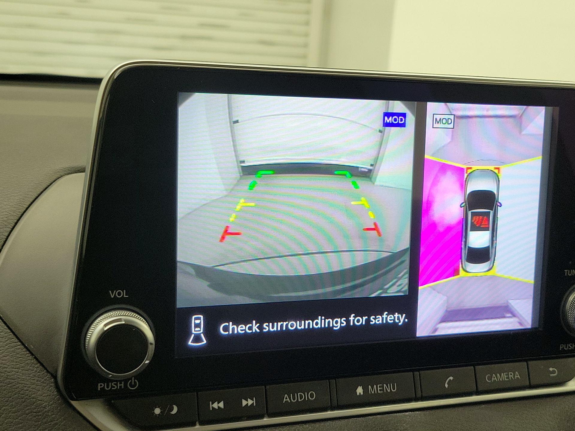 Thumbnail: 2023 Nissan Sentra - 14