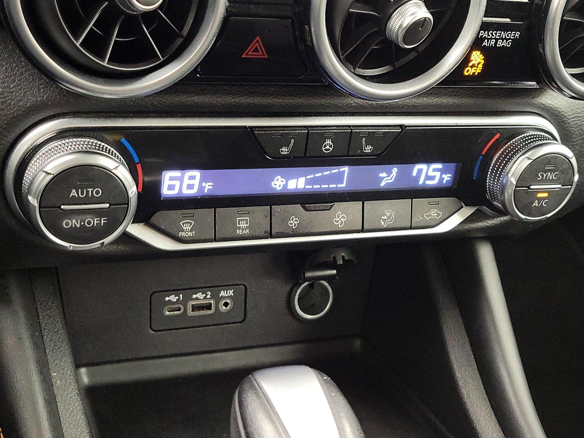 Thumbnail: 2023 Nissan Sentra - 16