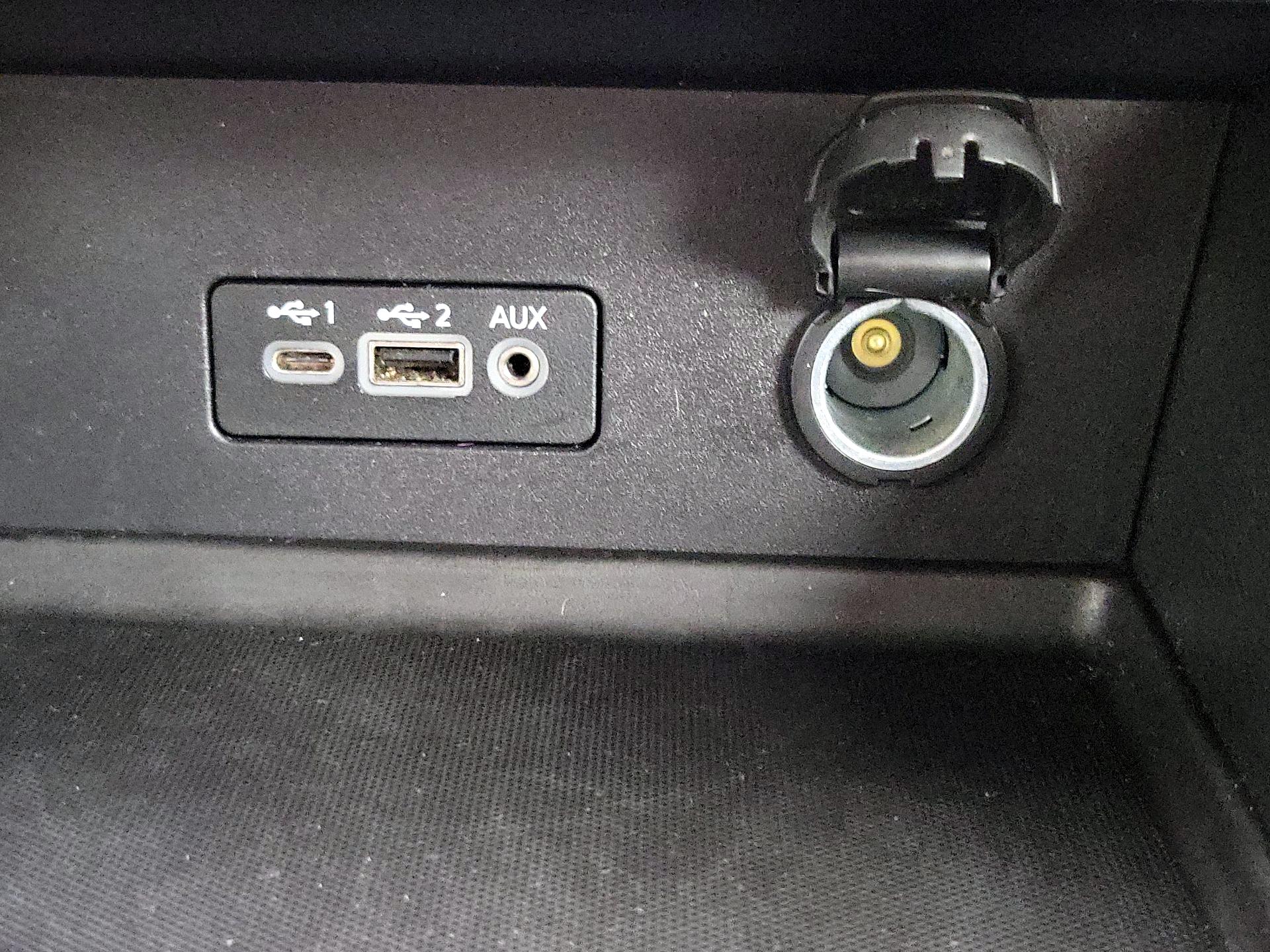 Thumbnail: 2023 Nissan Sentra - 18