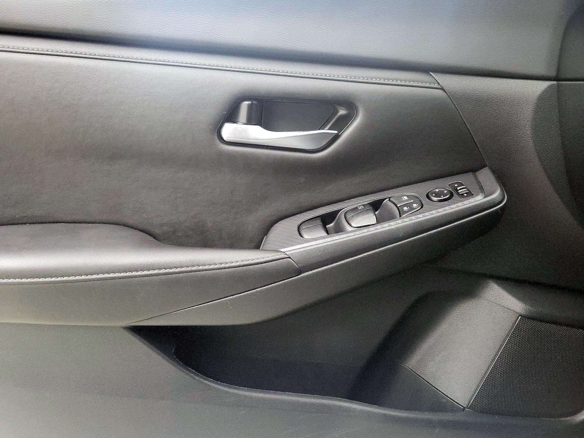 Thumbnail: 2024 Nissan Sentra - 12