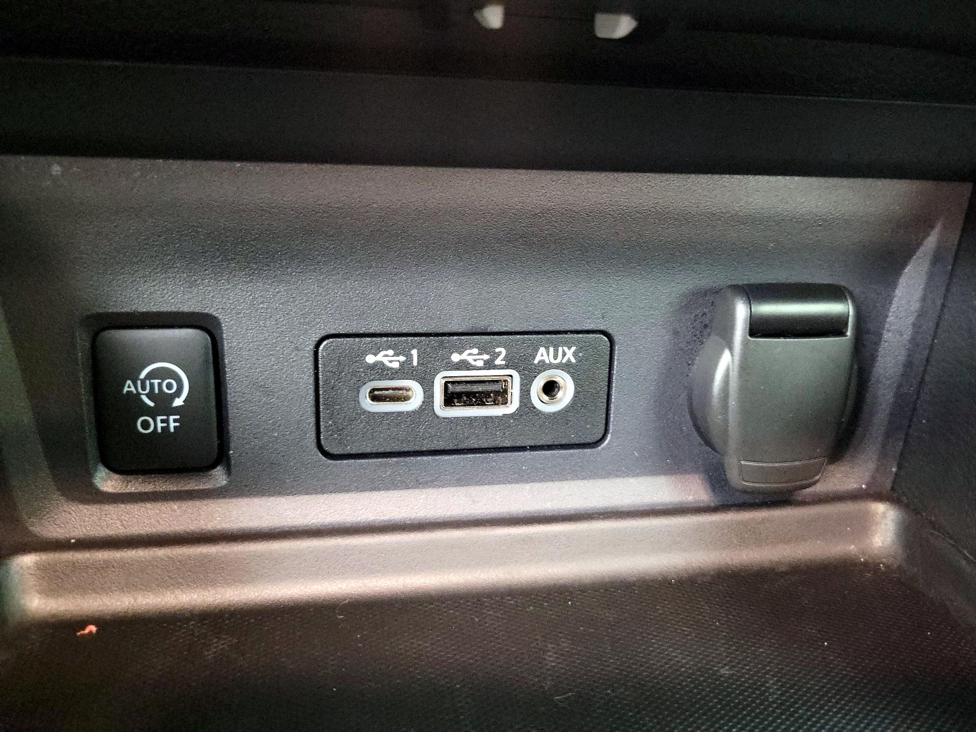 Thumbnail: 2024 Nissan Sentra - 18