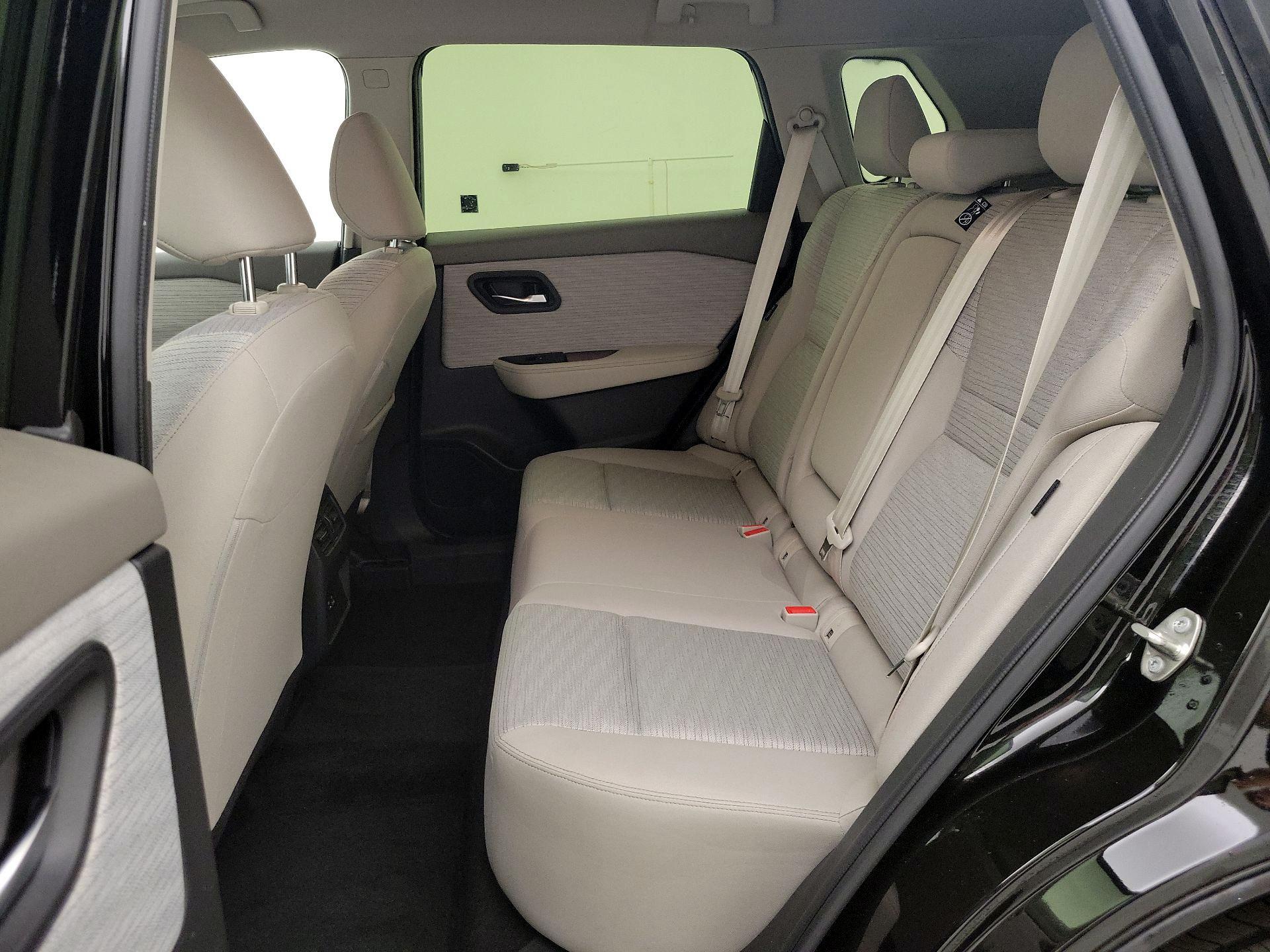 Thumbnail: 2023 Nissan Rogue - 19