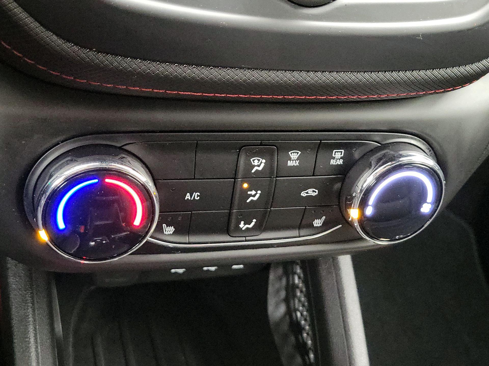 Thumbnail: 2023 Chevrolet TrailBlazer - 16