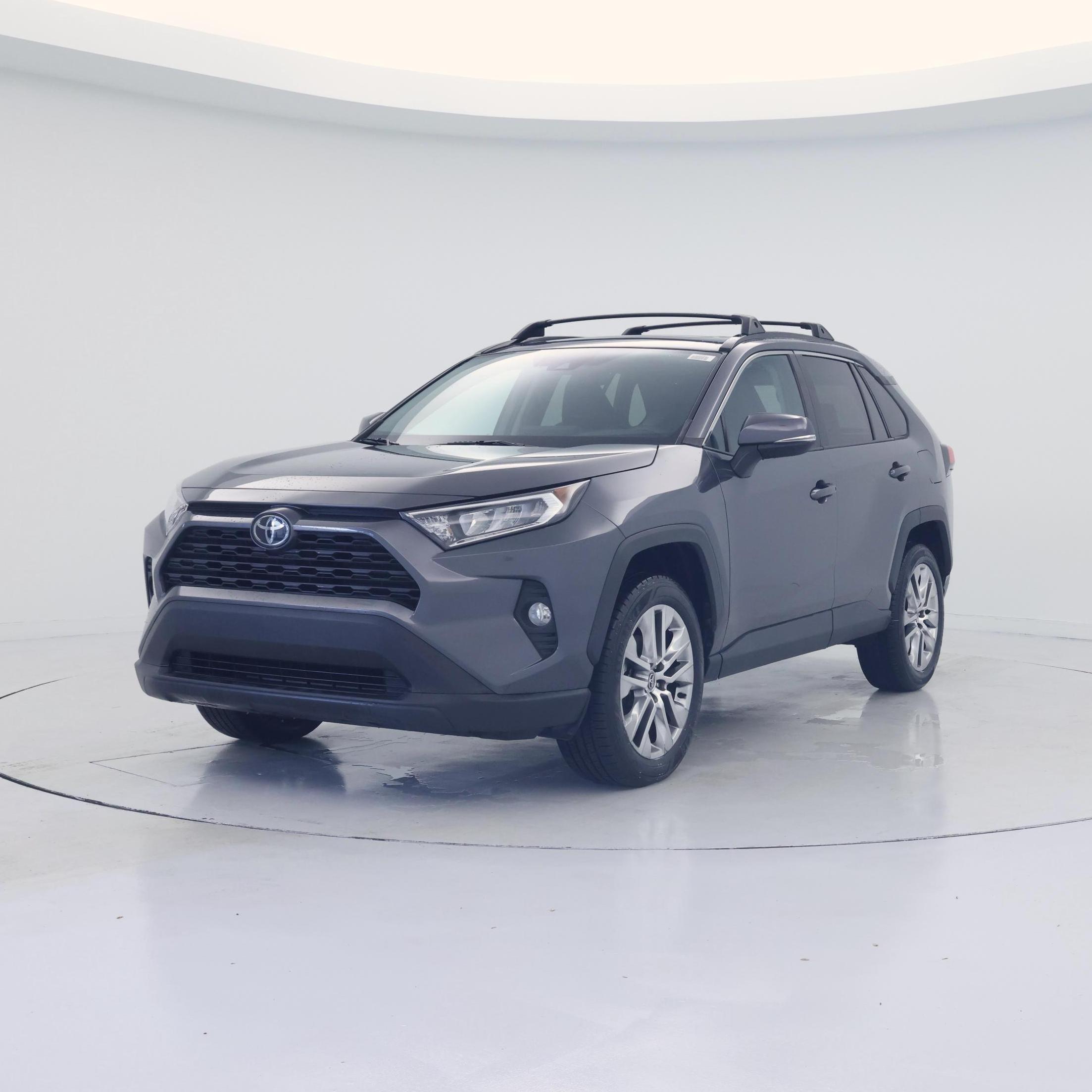 Thumbnail: 2020 Toyota RAV4 - 4
