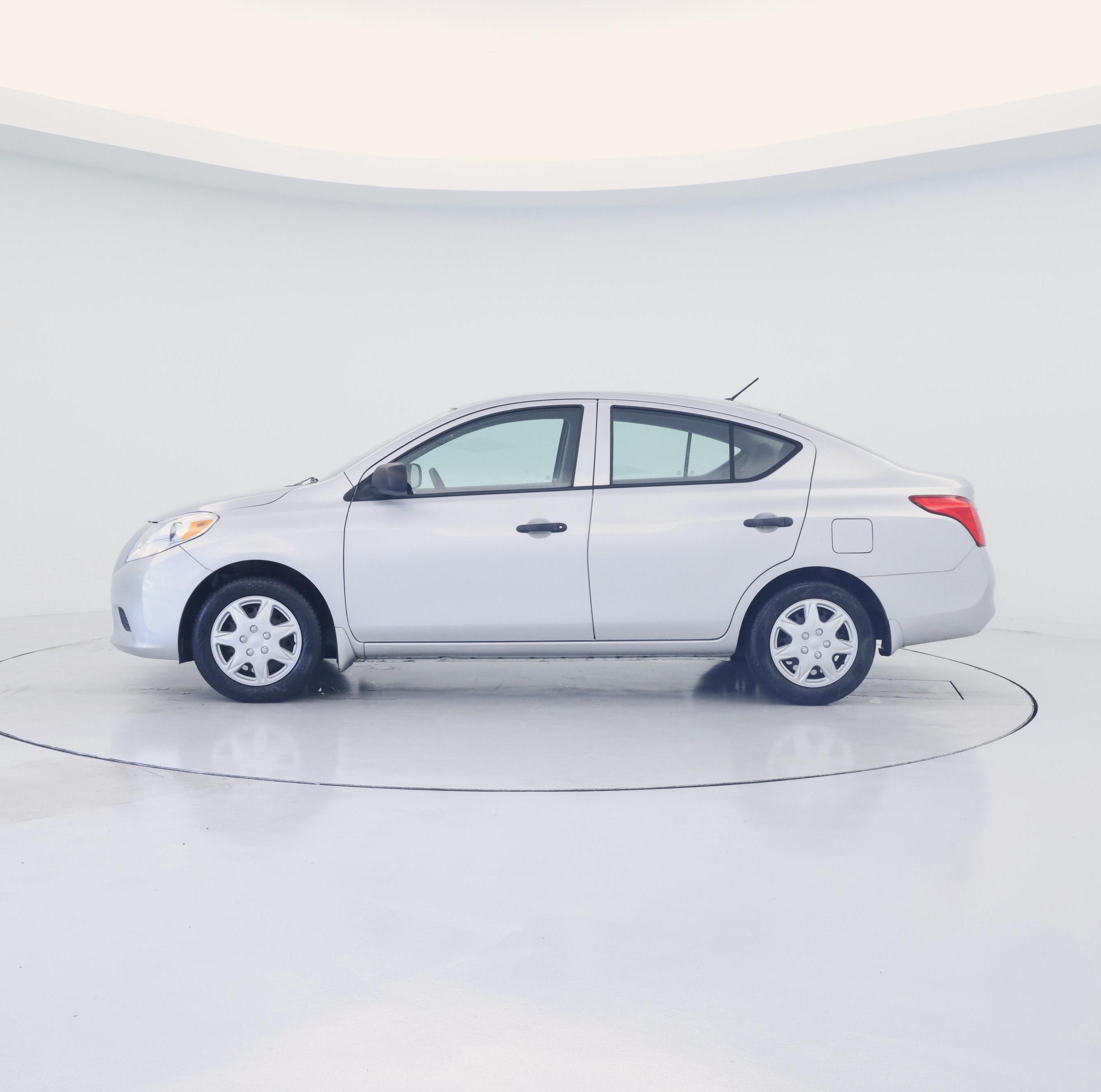 Thumbnail: 2014 Nissan Versa - 3