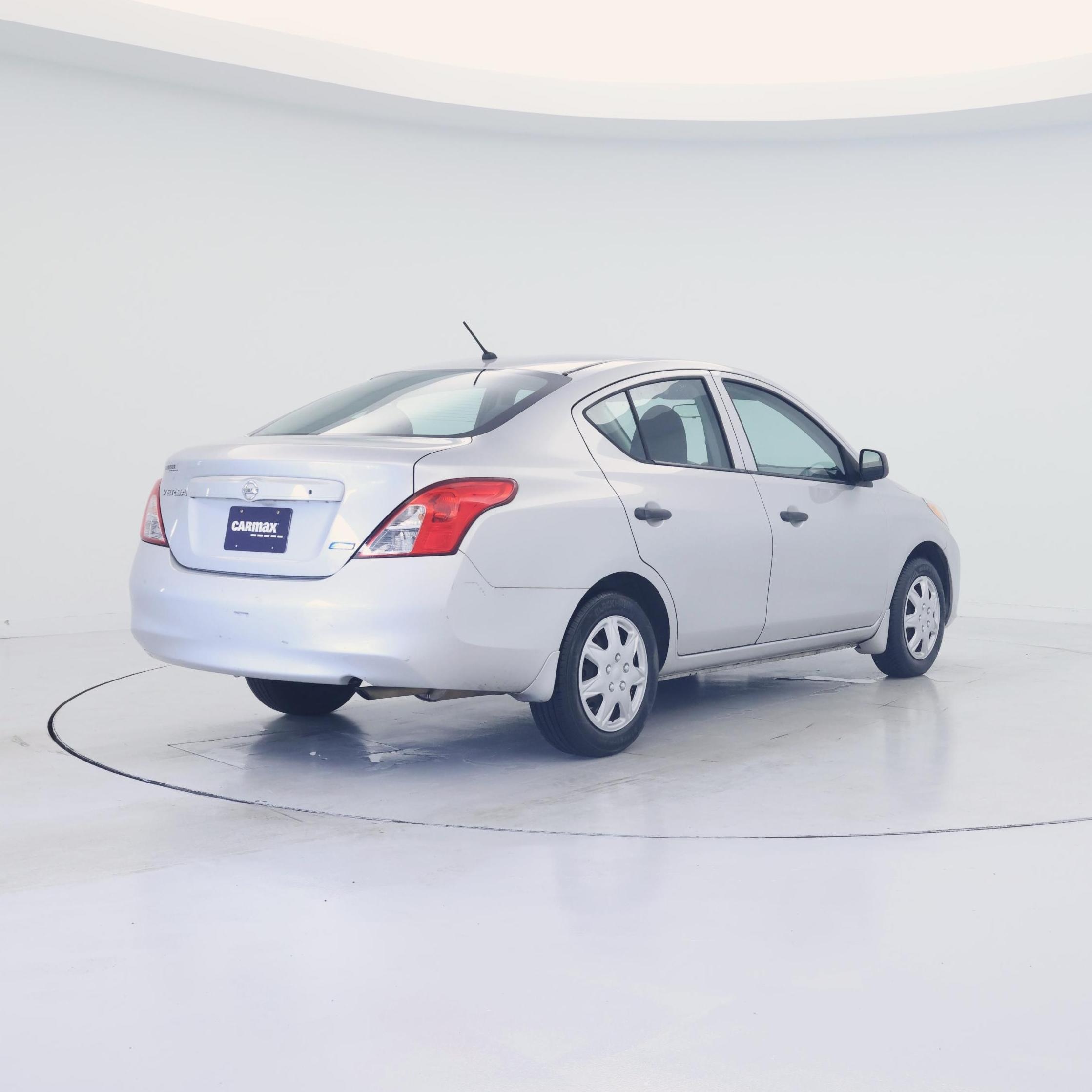 Thumbnail: 2014 Nissan Versa - 8