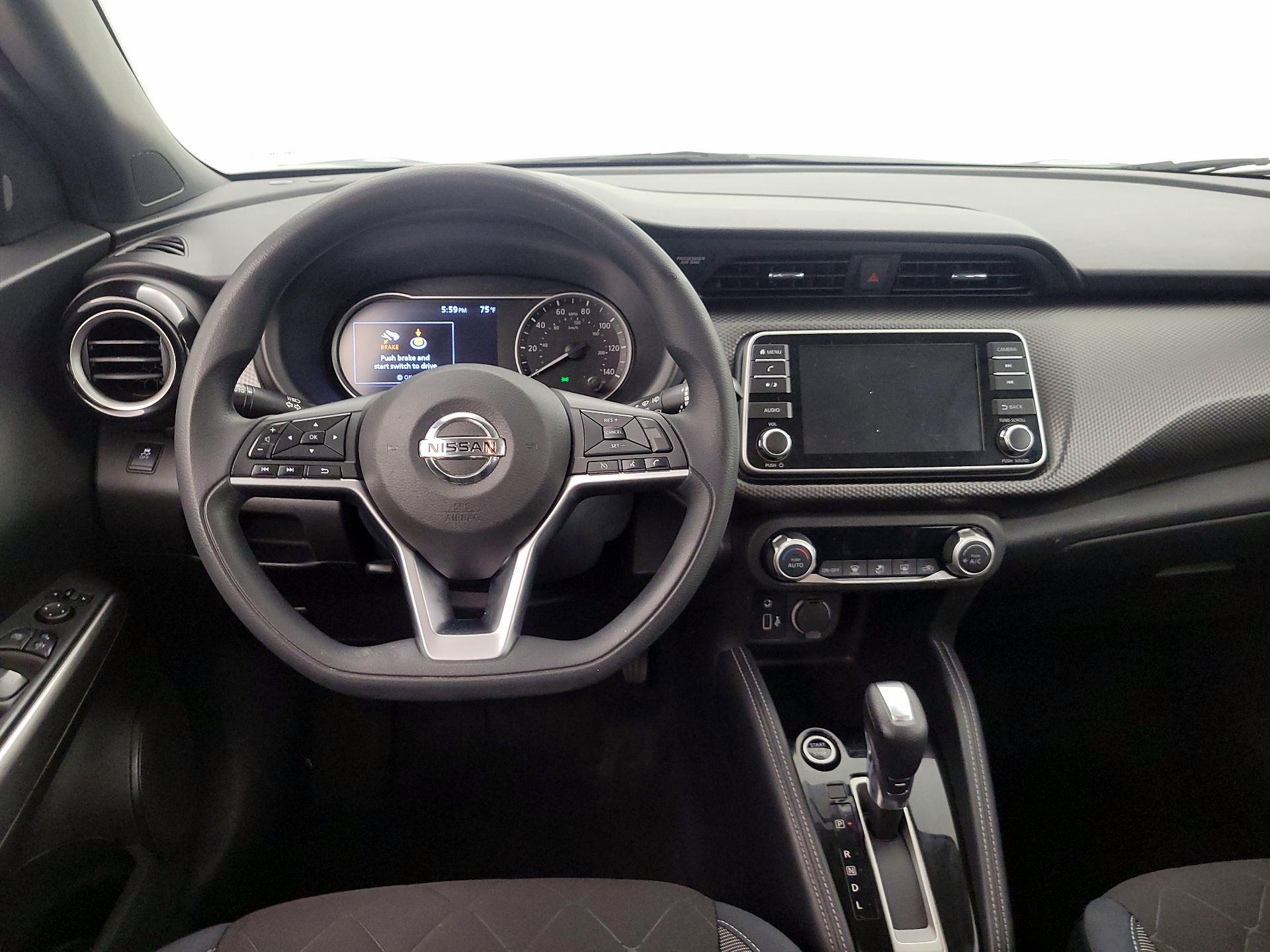Thumbnail: 2018 Nissan Kicks - 10