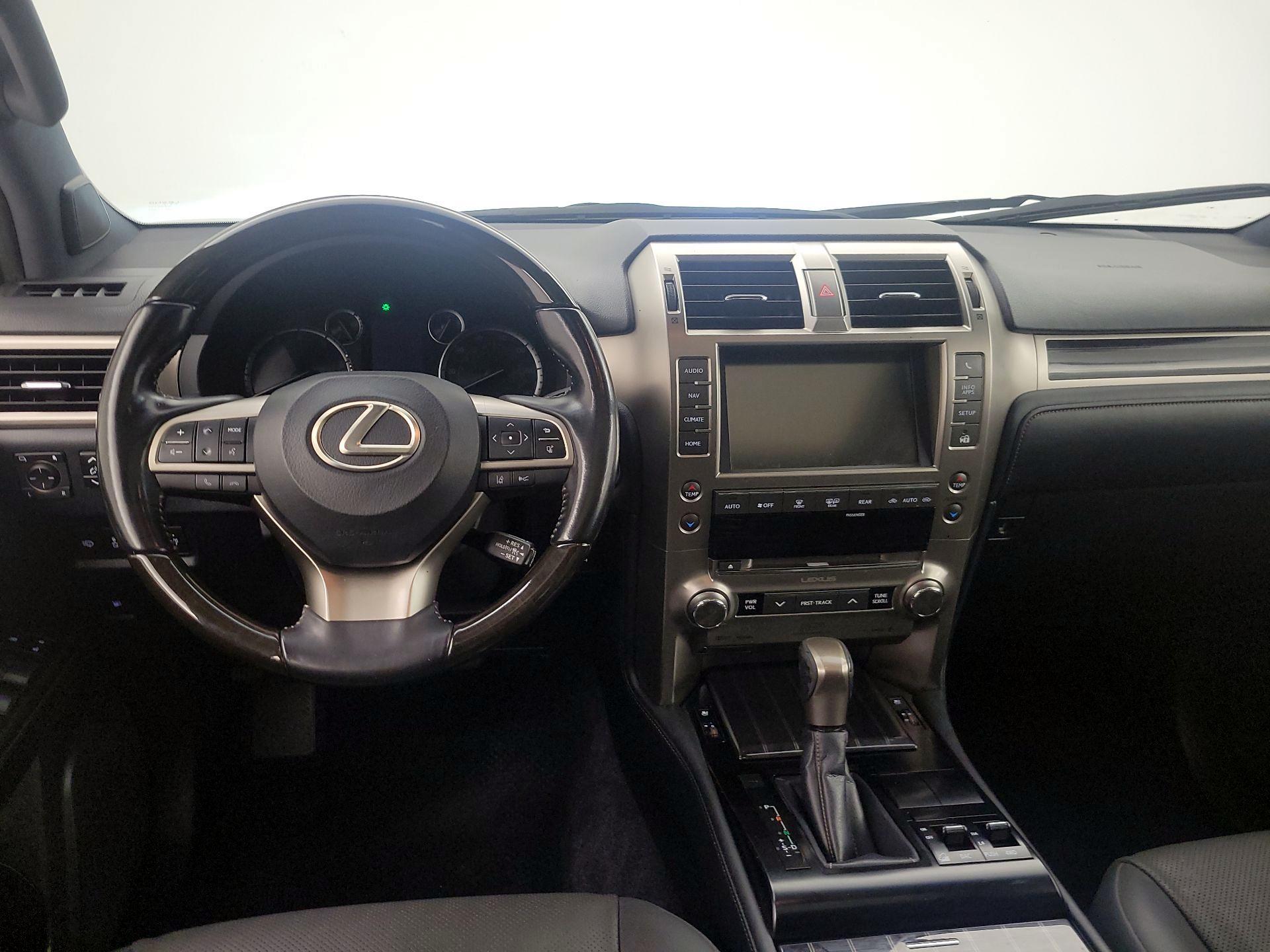 Thumbnail: 2021 Lexus GX - 10