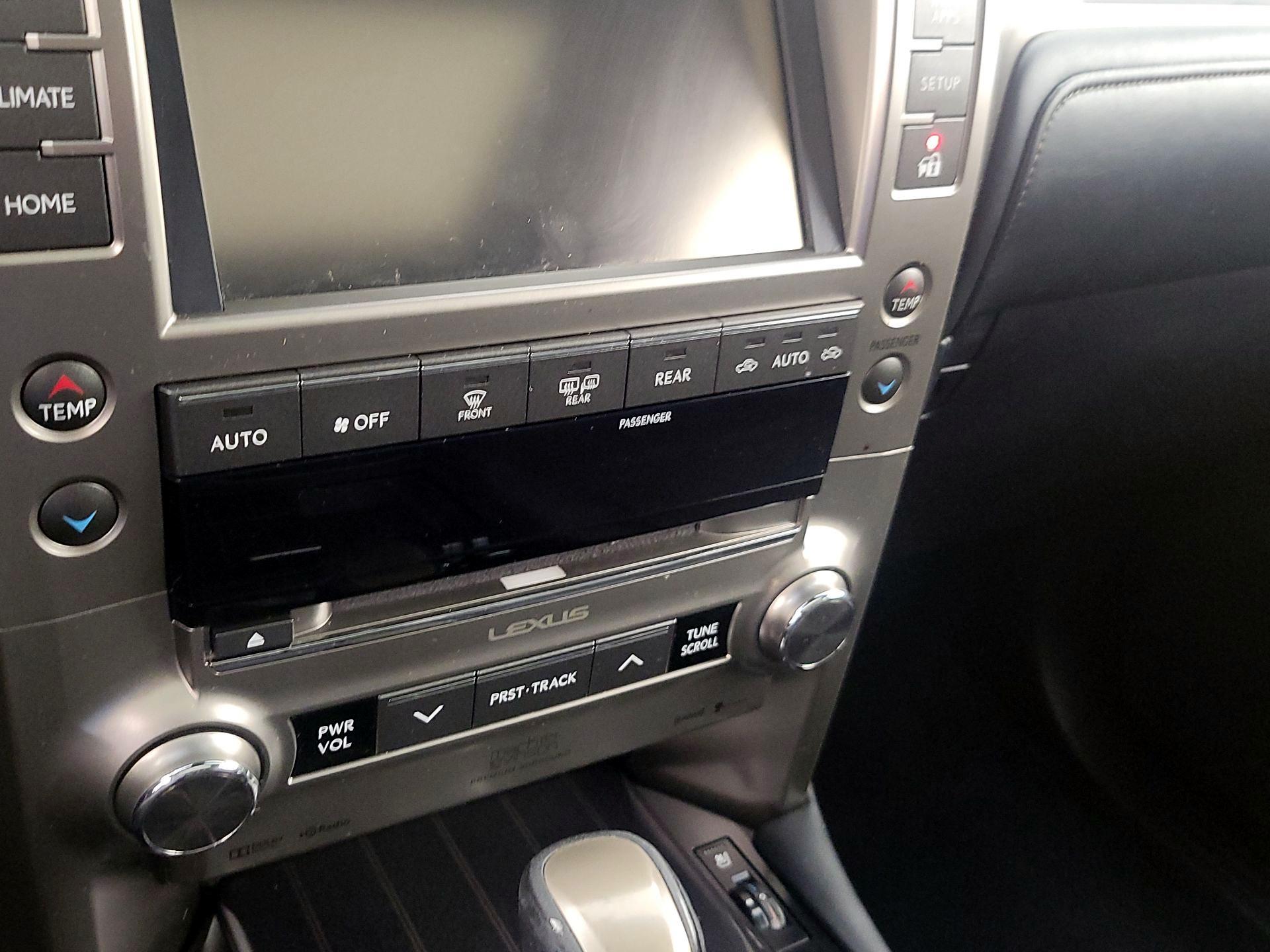 Thumbnail: 2021 Lexus GX - 17