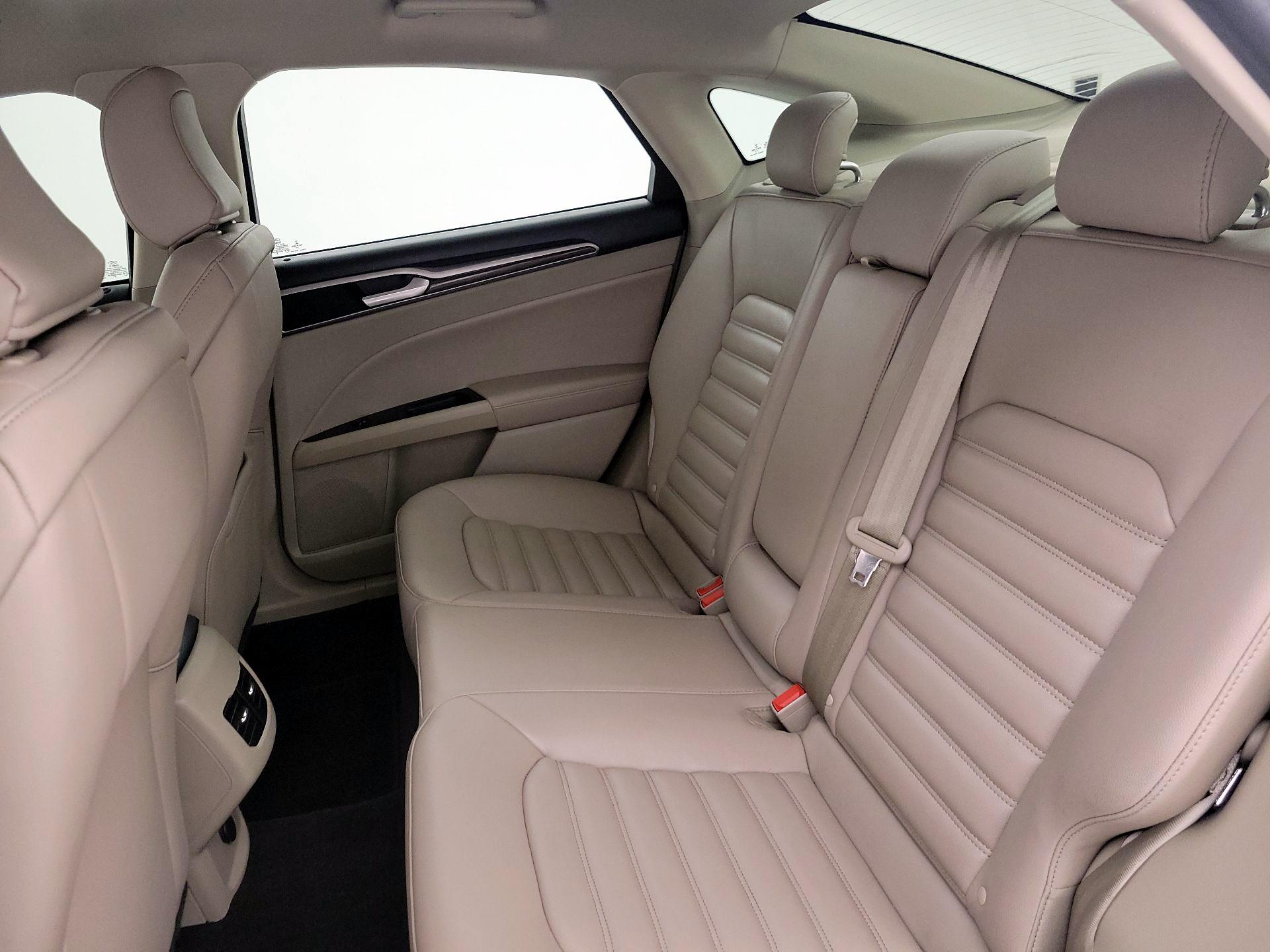 Thumbnail: 2020 Ford Fusion - 20