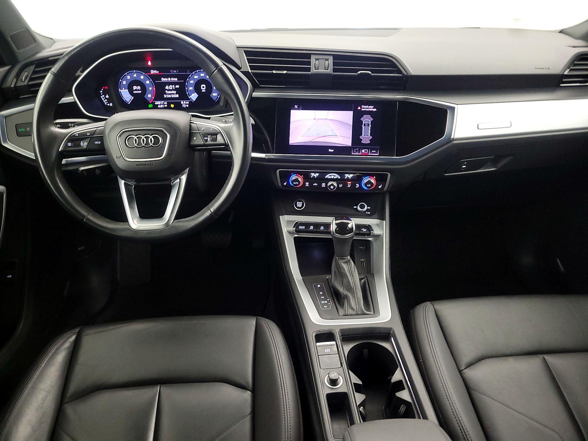 Thumbnail: 2021 Audi Q3 - 9