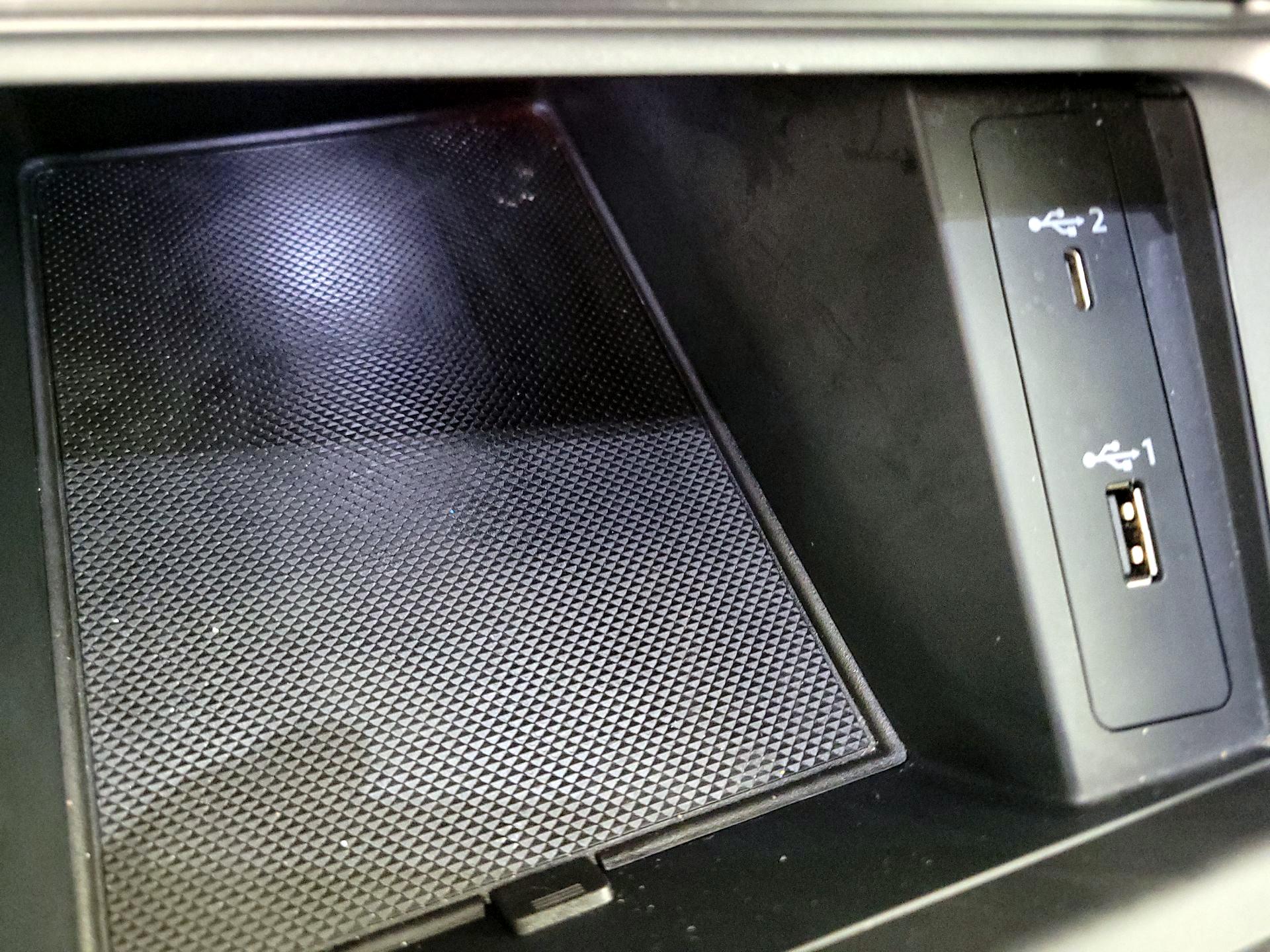 Thumbnail: 2021 Audi Q3 - 18