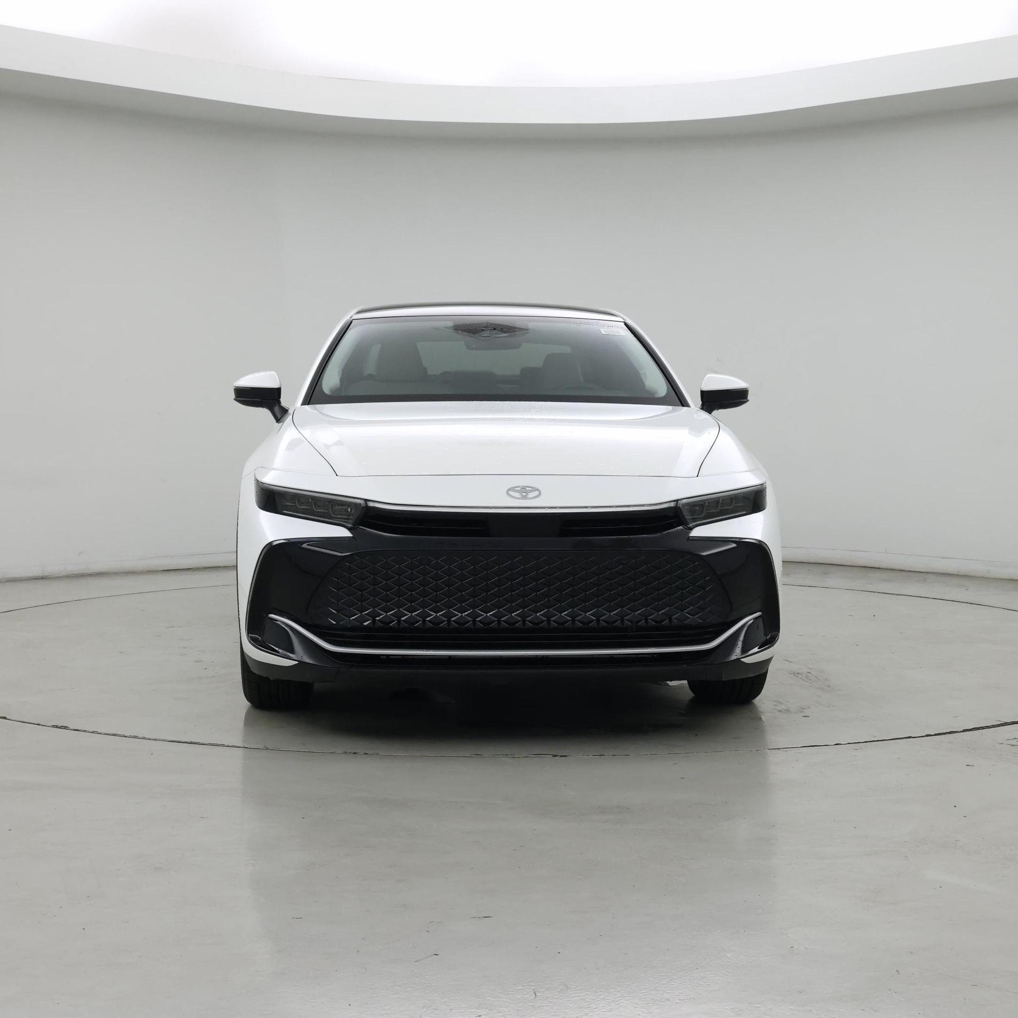 Thumbnail: 2023 Toyota Crown - 5