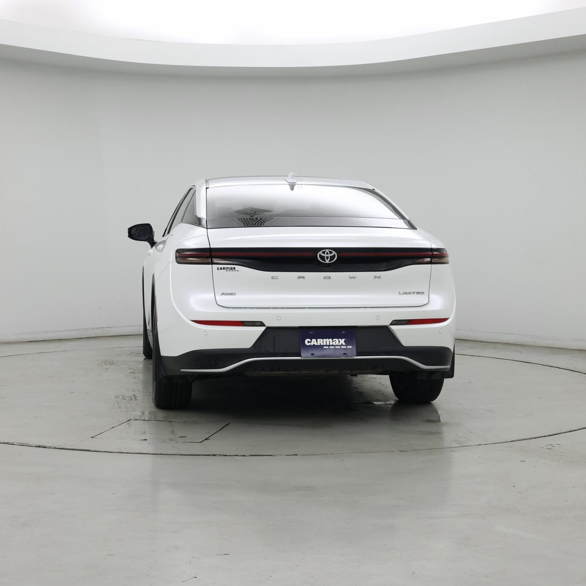 Thumbnail: 2023 Toyota Crown - 6