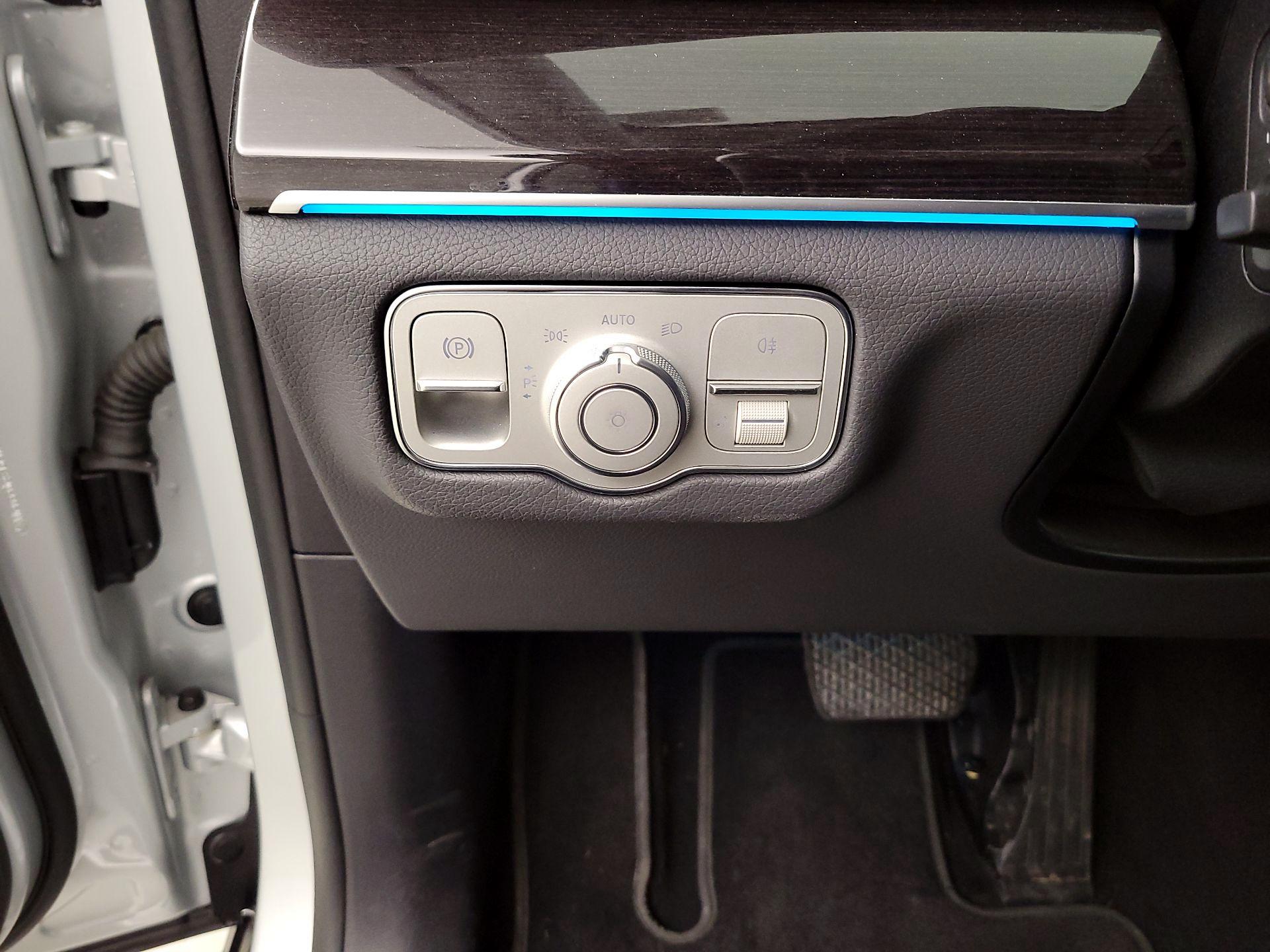 Thumbnail: 2020 Mercedes-Benz GLE - 13