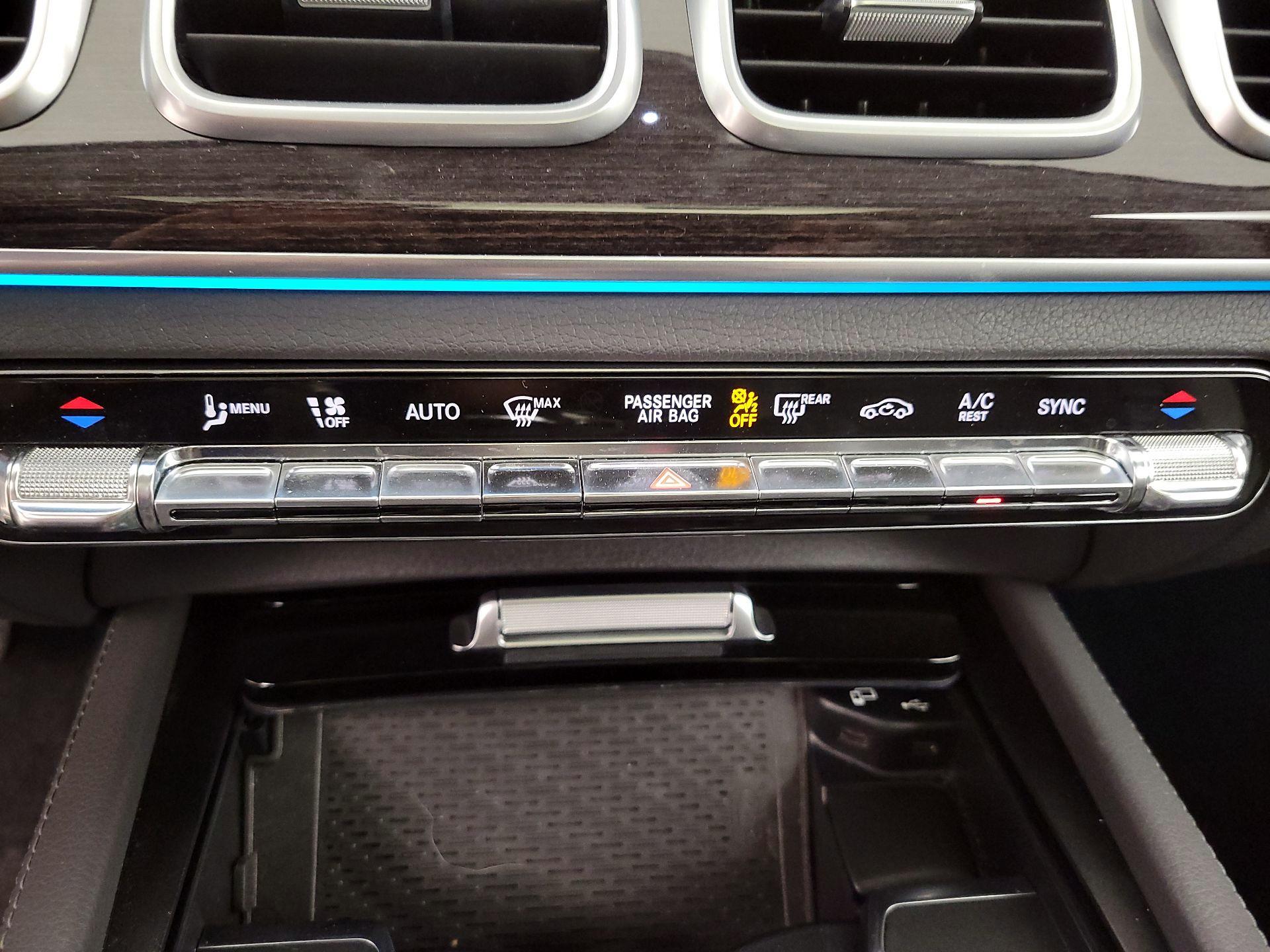 Thumbnail: 2020 Mercedes-Benz GLE - 17