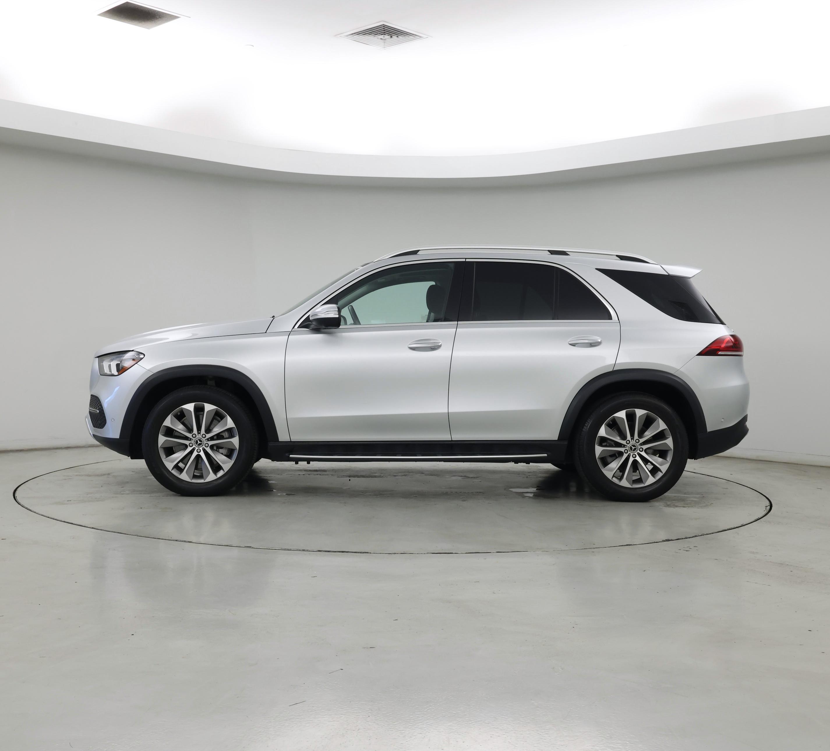 Thumbnail: 2020 Mercedes-Benz GLE - 3