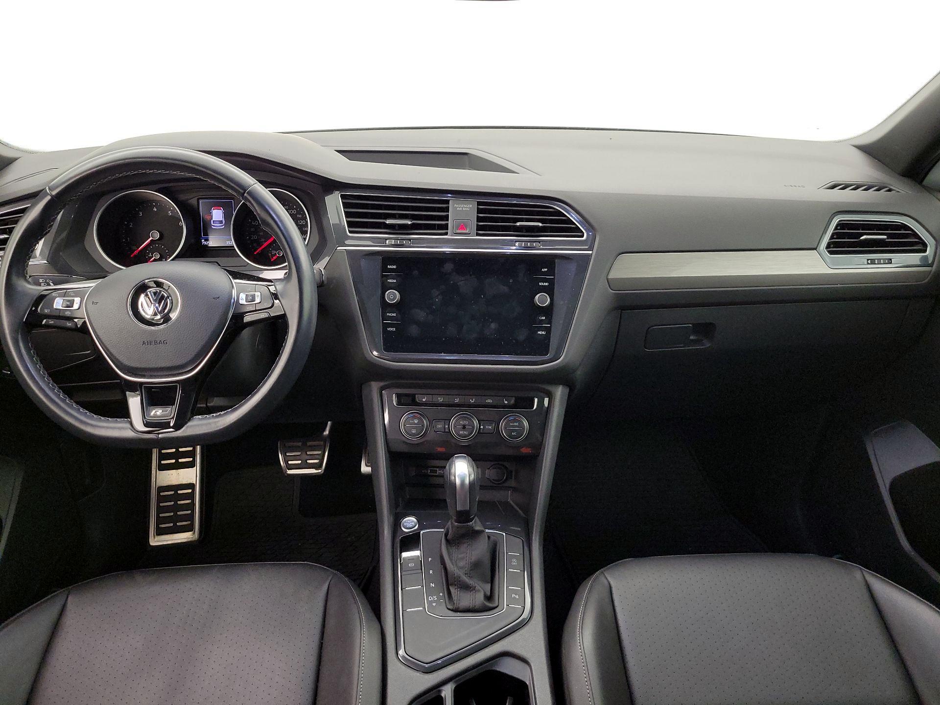 Thumbnail: 2020 Volkswagen Tiguan - 9