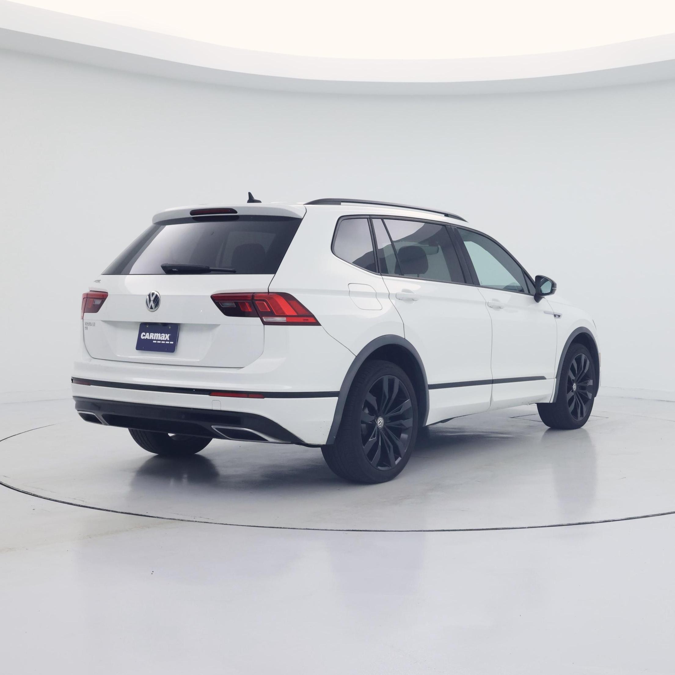 Thumbnail: 2020 Volkswagen Tiguan - 8