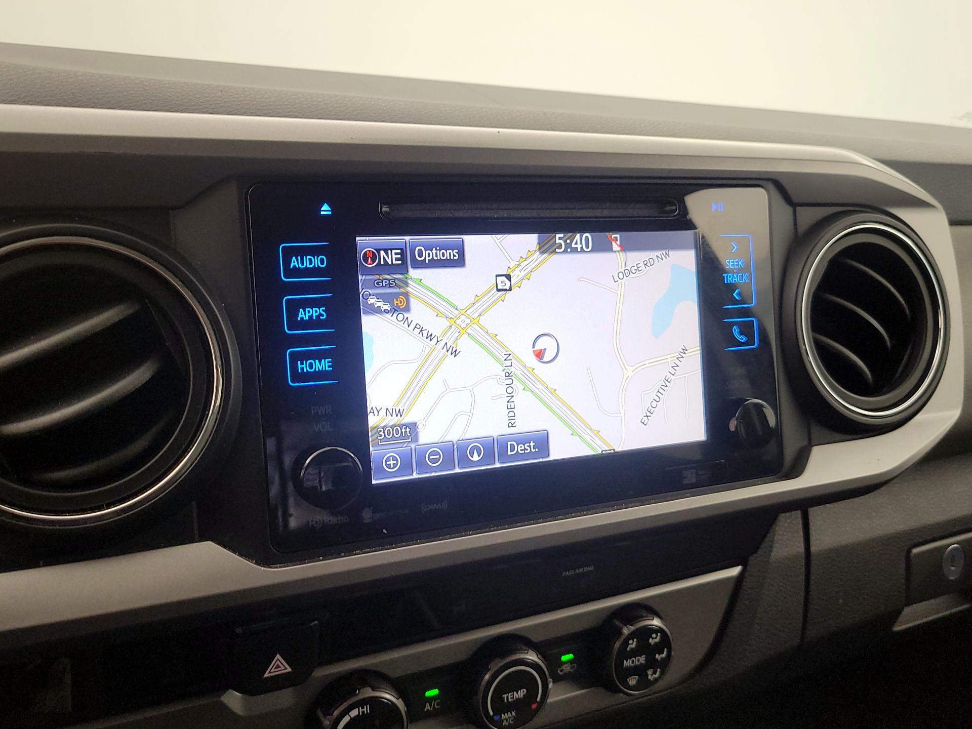 Thumbnail: 2018 Toyota Tacoma - 14